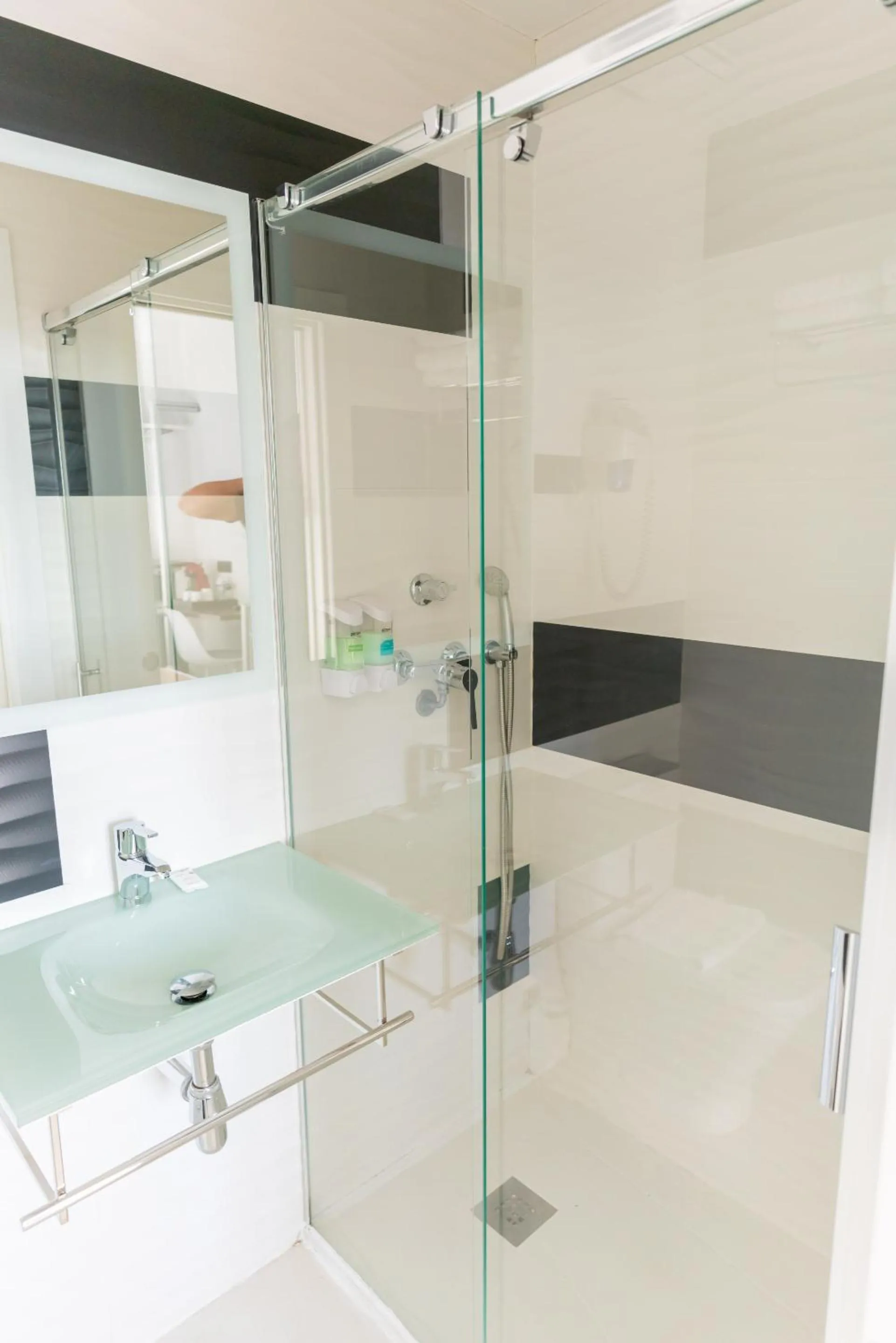 Bathroom in Hostal Gran Via 44