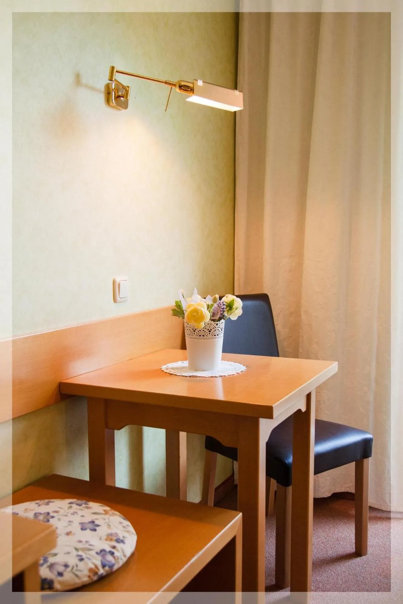 Seating area in Gasthof Blasl