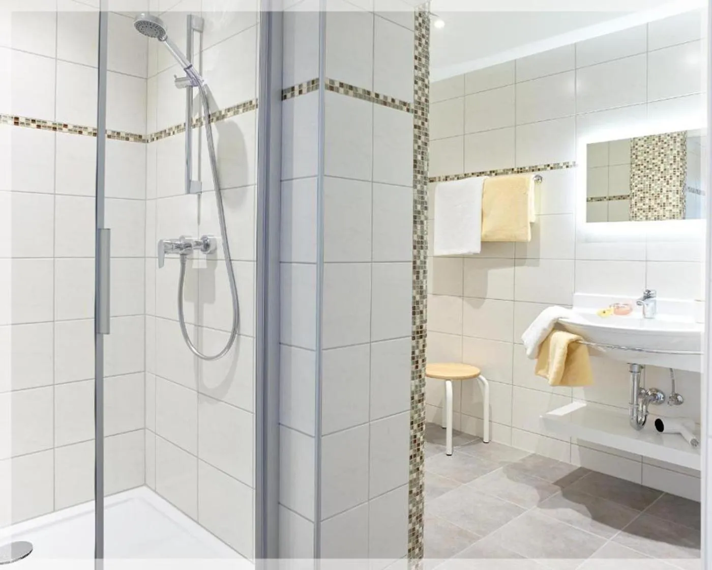 Shower in Gasthof Blasl