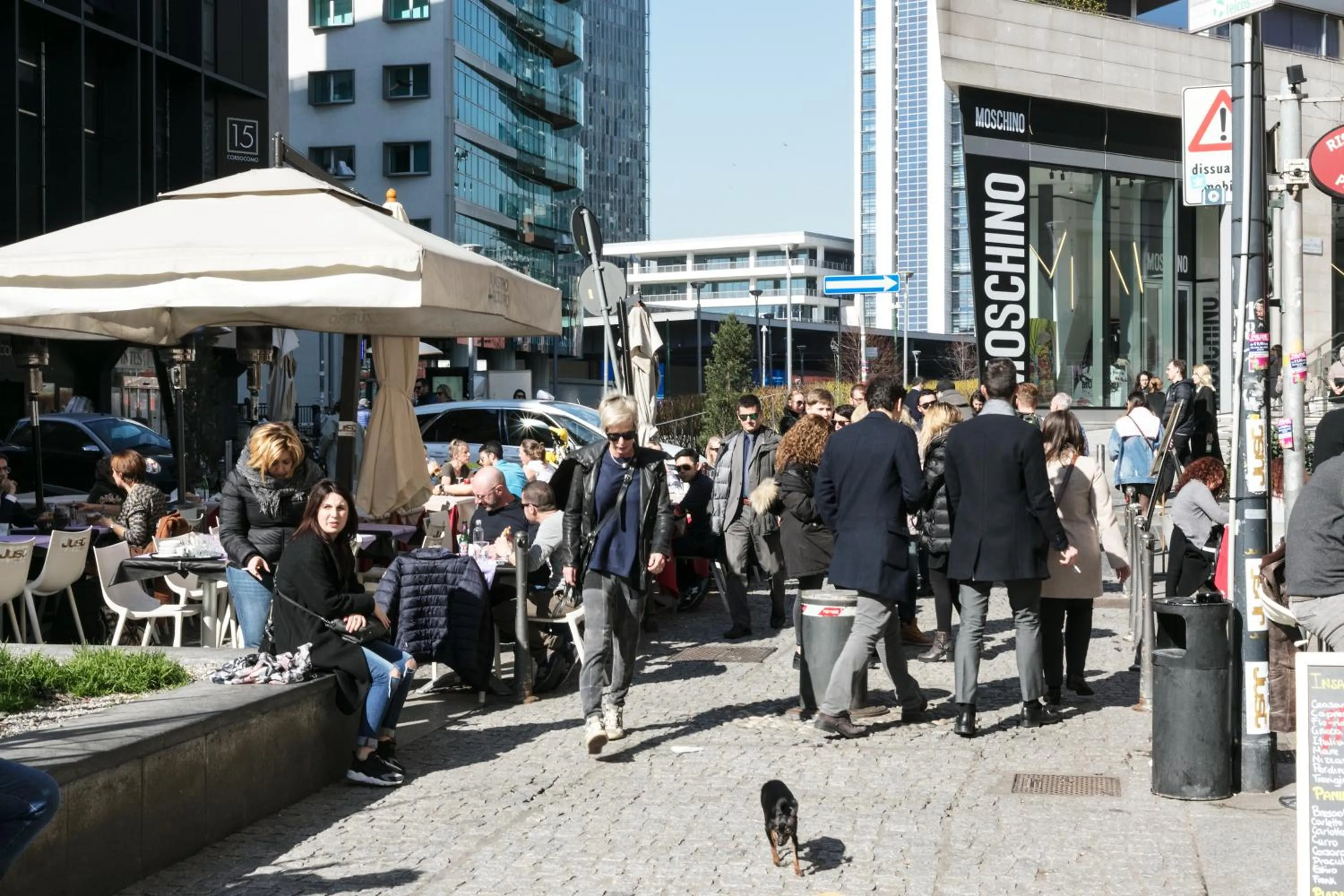 Neighbourhood in Heart Milan Apartments Corso Como
