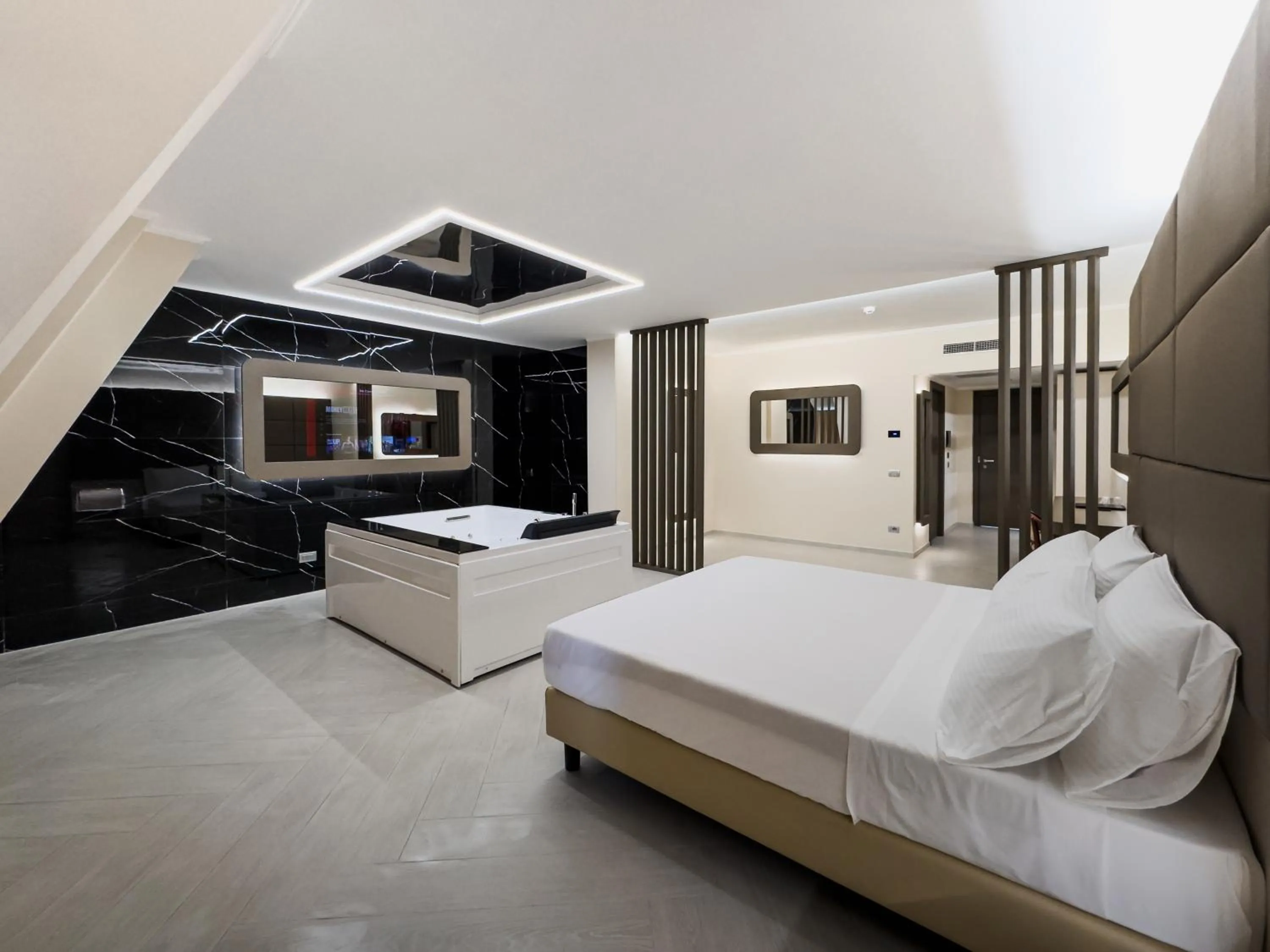 Bed in Grand Hotel Europa