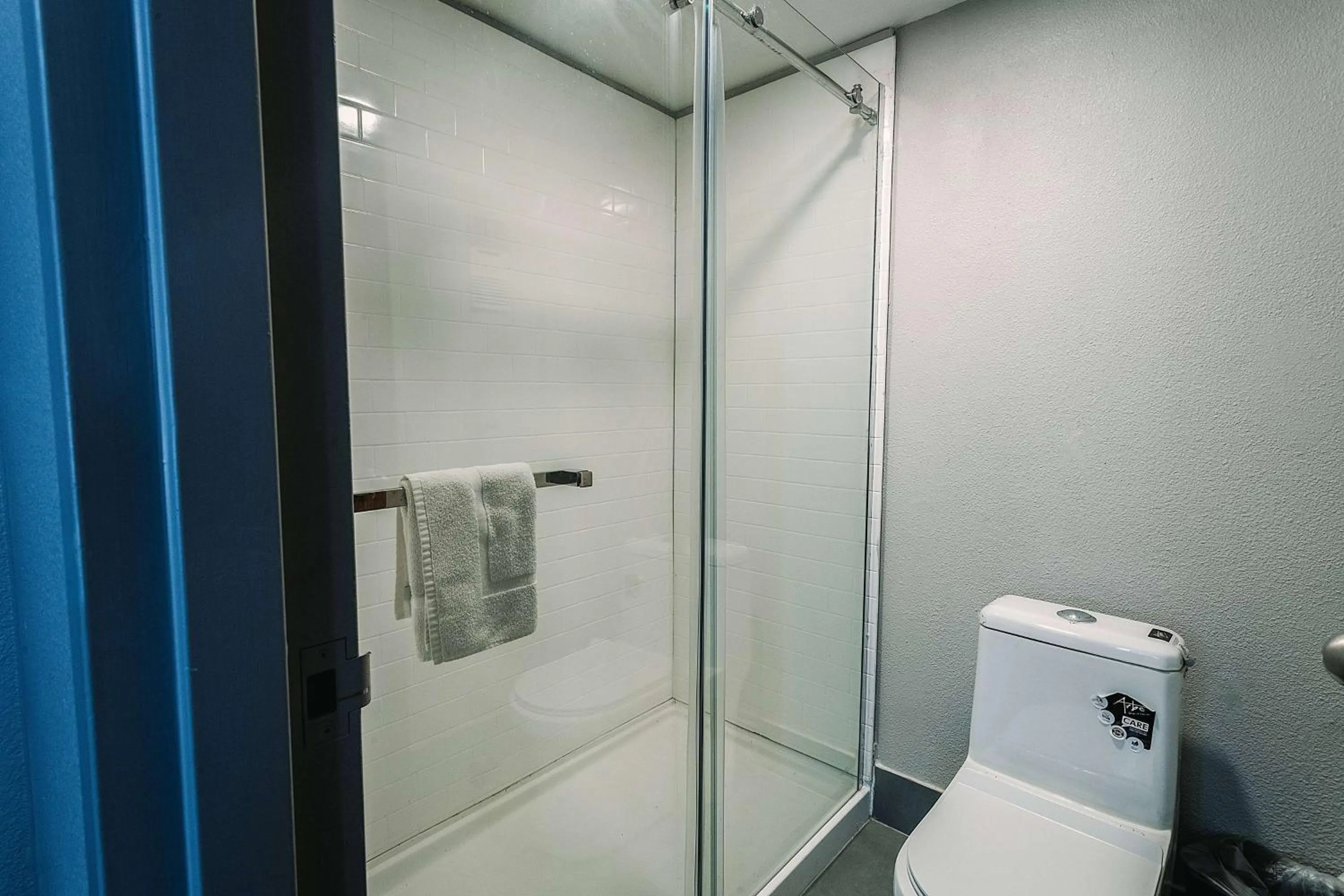 Shower in Wyndham Garden Williamsburg Busch Gardens Area