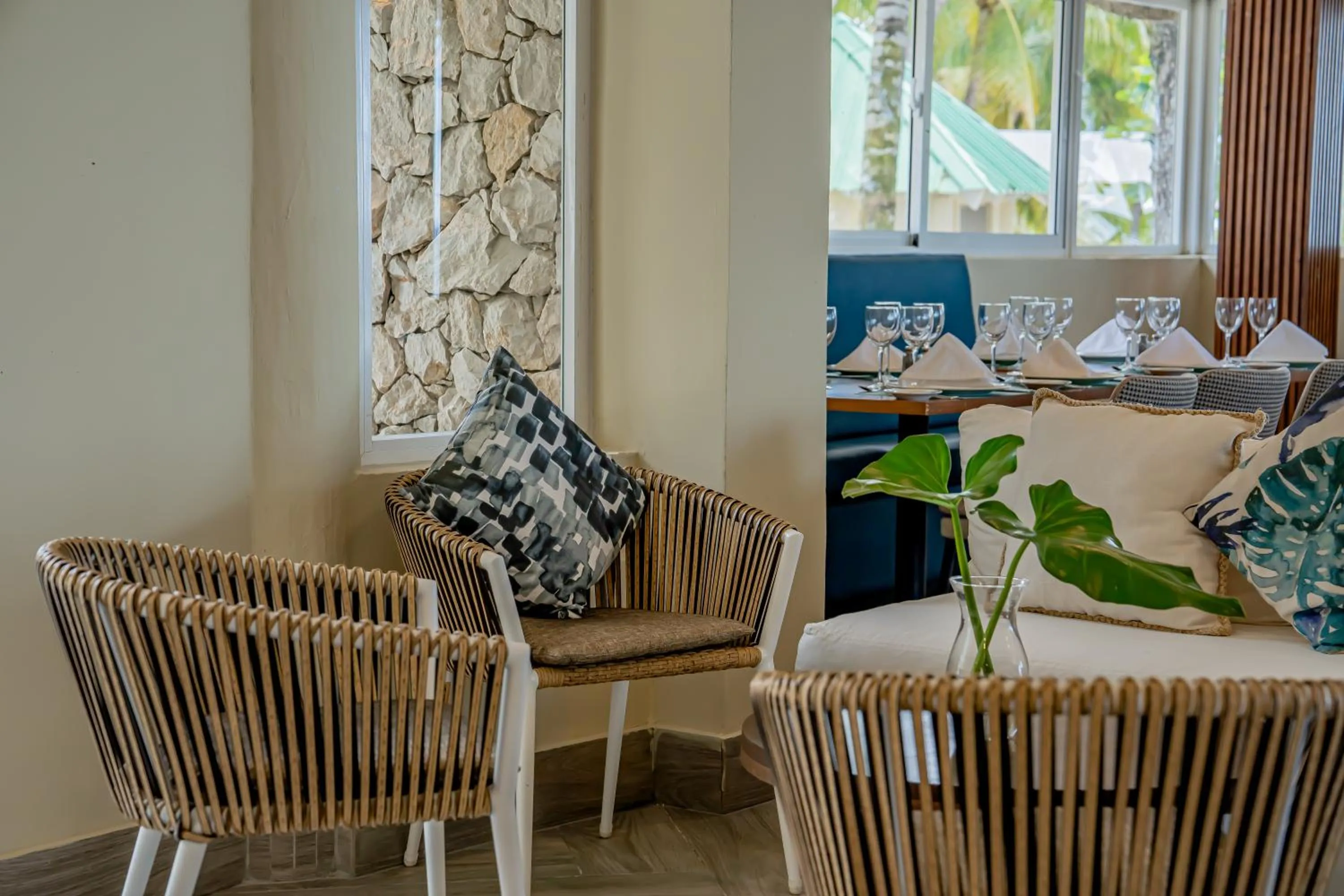 Restaurant/places to eat in Coral Costa Caribe Beach Resort - All Inclusive