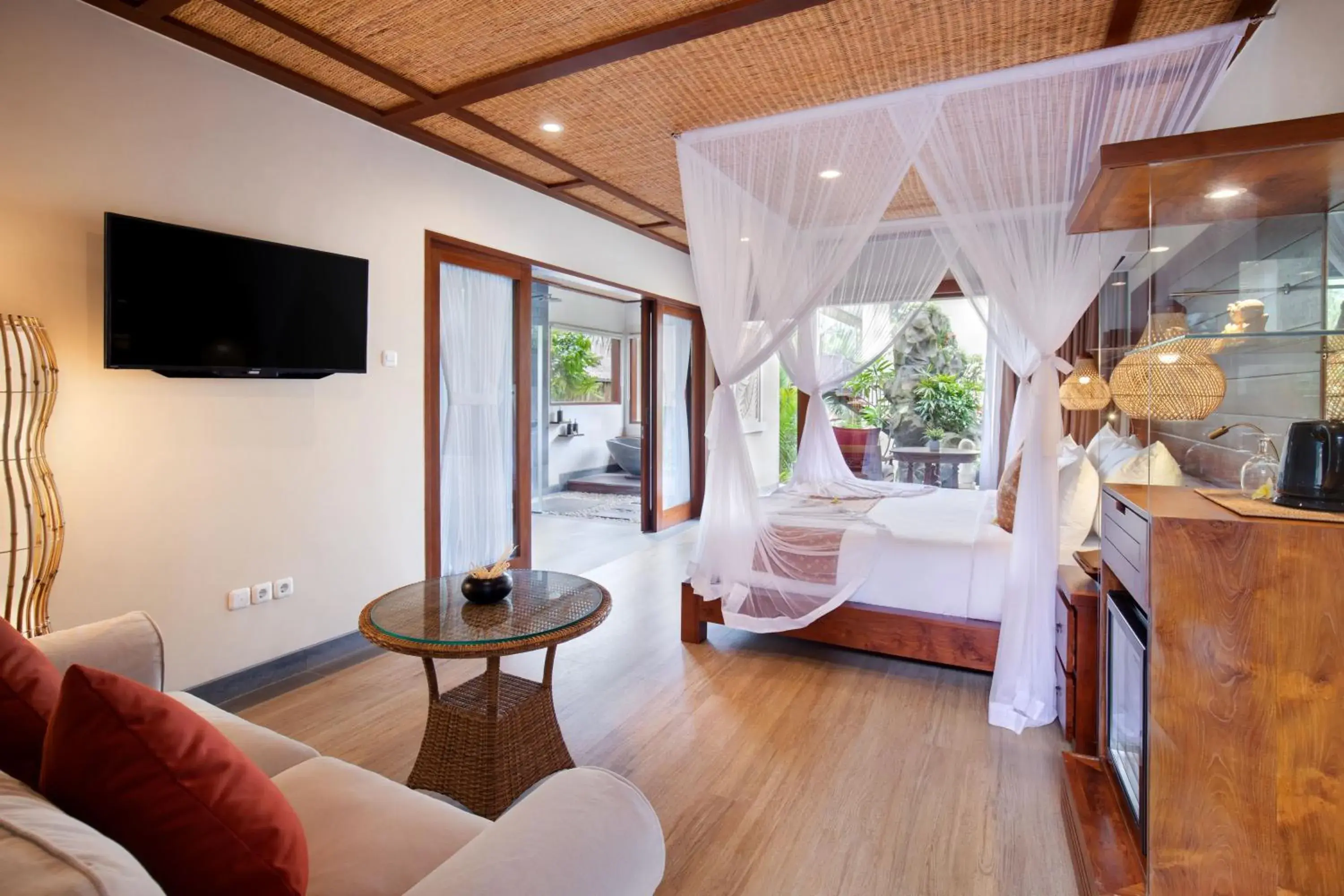 Honeymoon Suite with Free Daily Activities in Ubud Nyuh Bali Resort & Spa Honeymoon Suite with Free Daily Activities in Ubud Nyuh Bali Resort & Spa