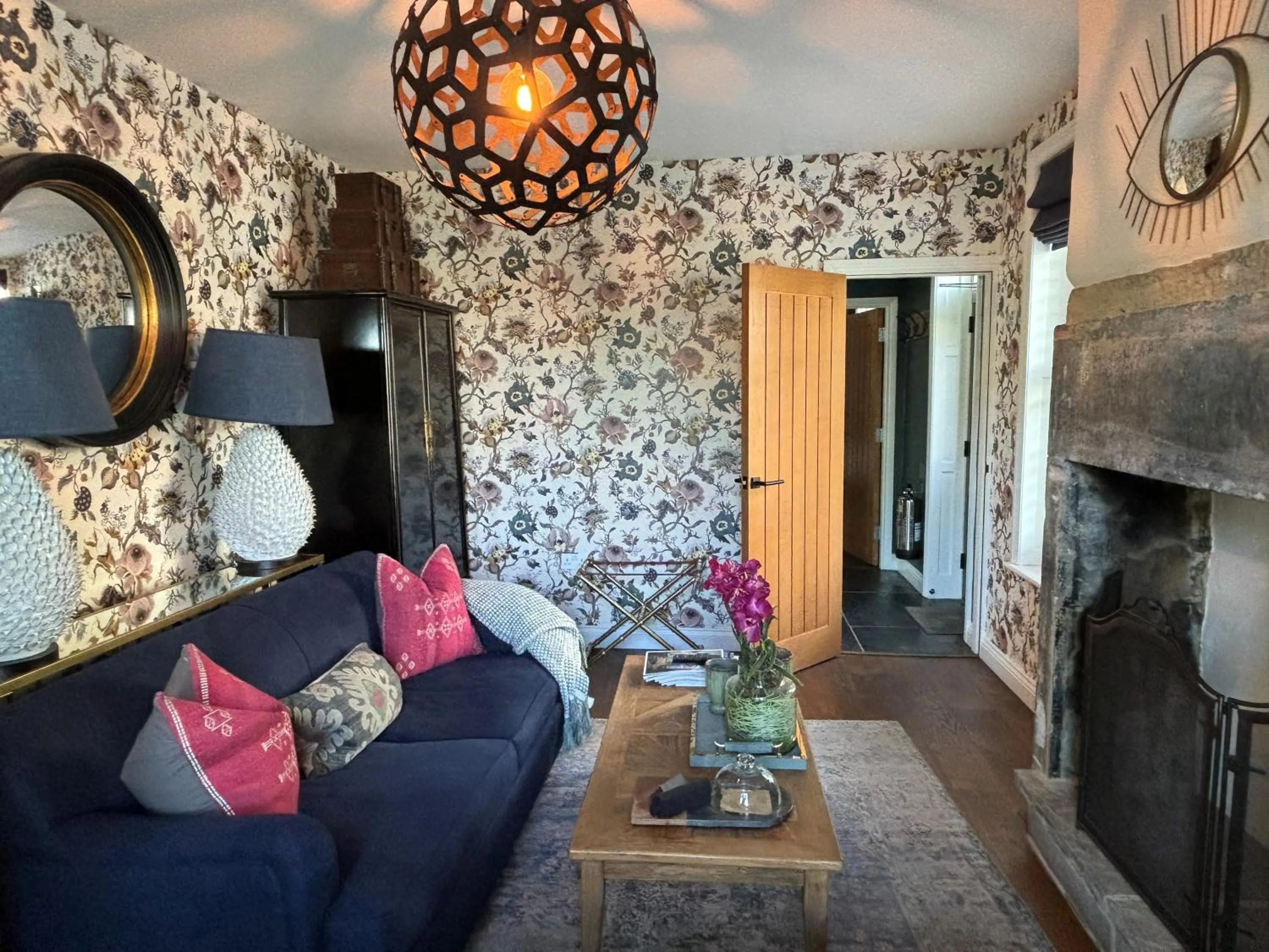 Seating area in Manor House Lindley