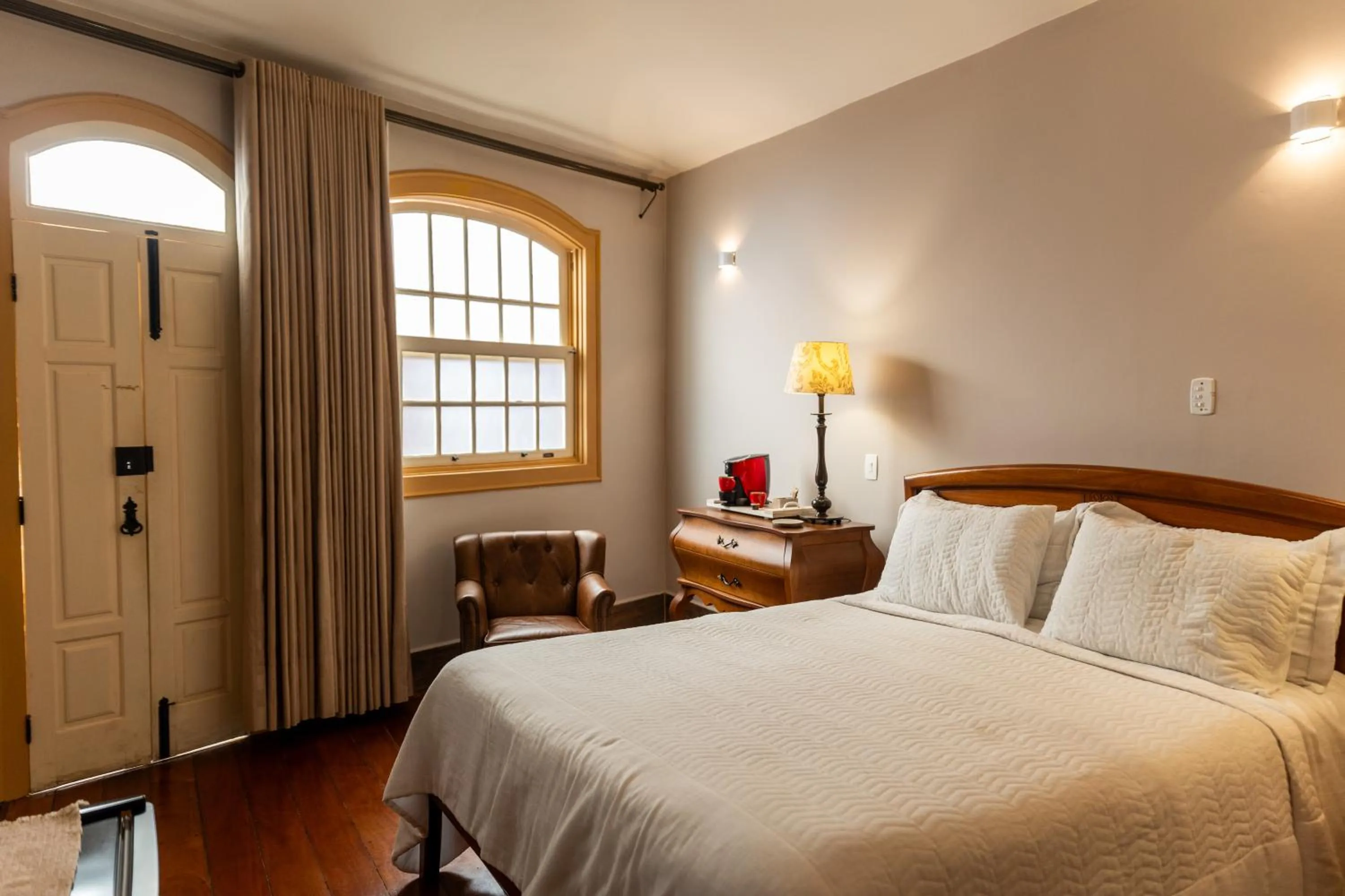 Bedroom, Bed in Pousada Pequena Tiradentes