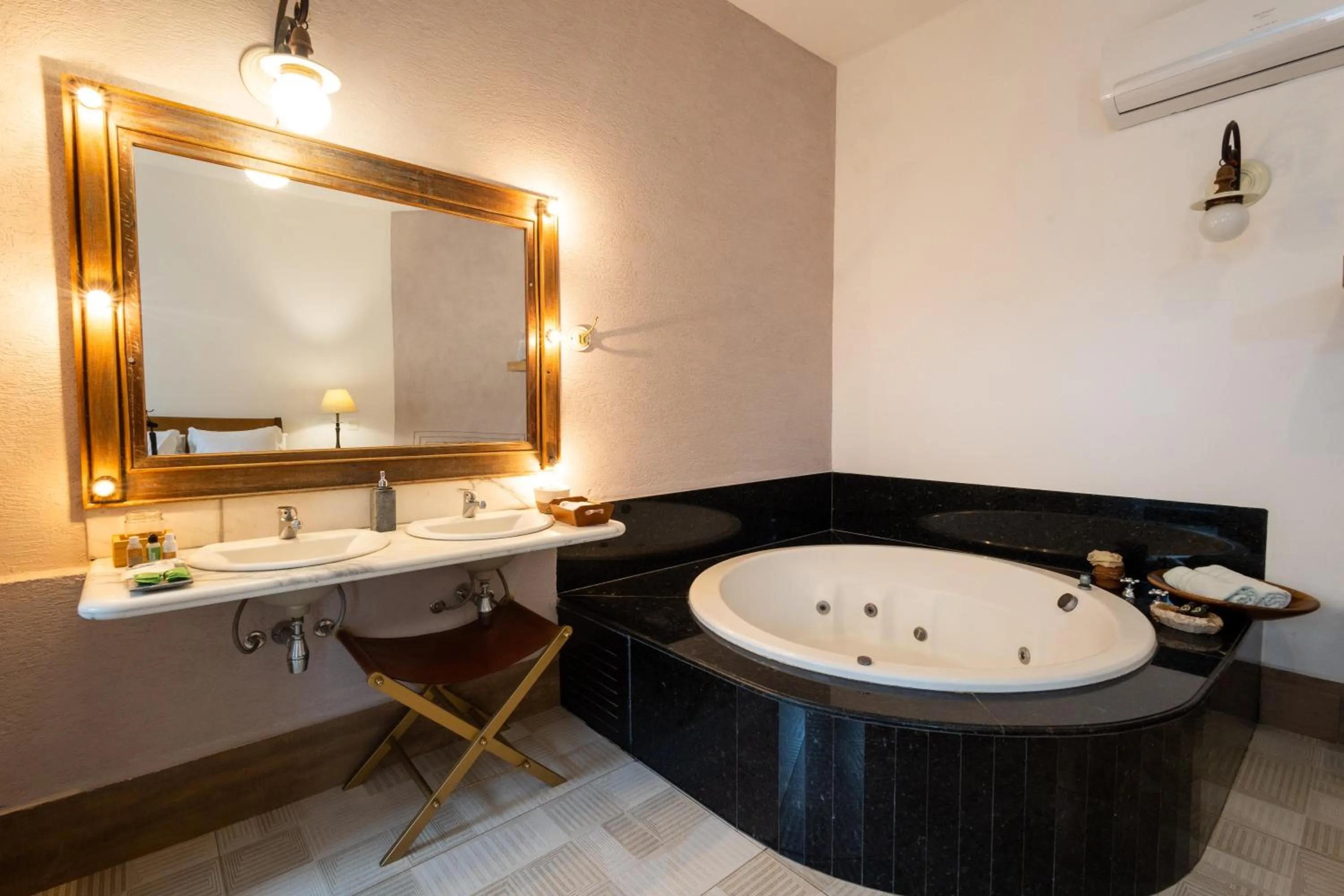 Bath in Pousada Pequena Tiradentes