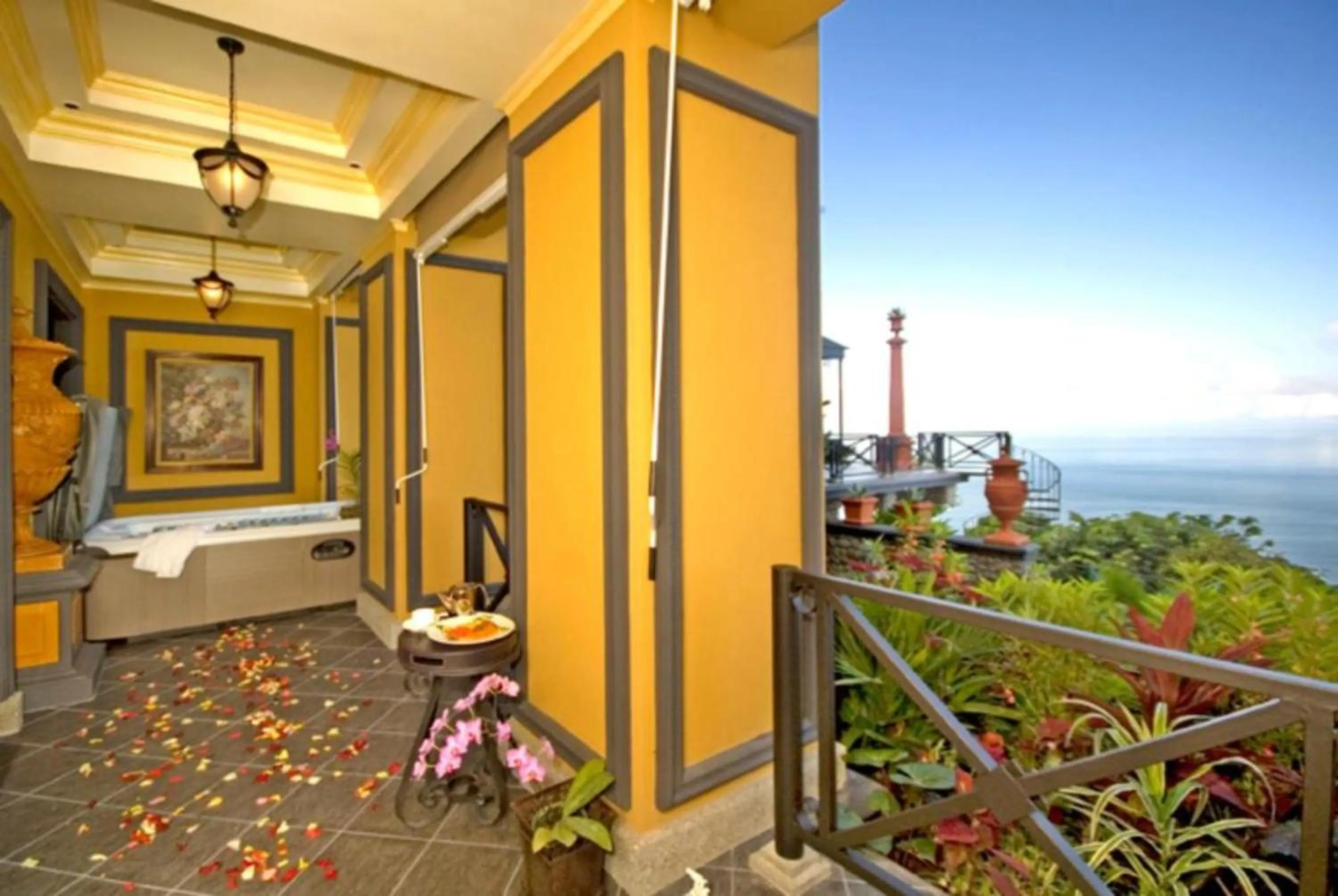 Garden in Hotel Villa Caletas