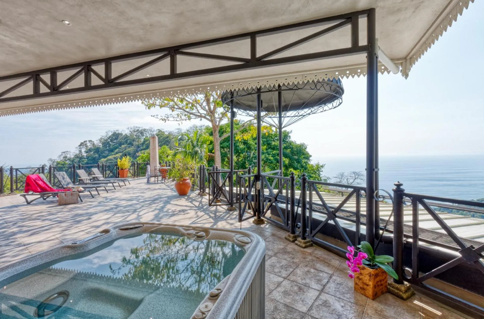 Sea view in Hotel Villa Caletas