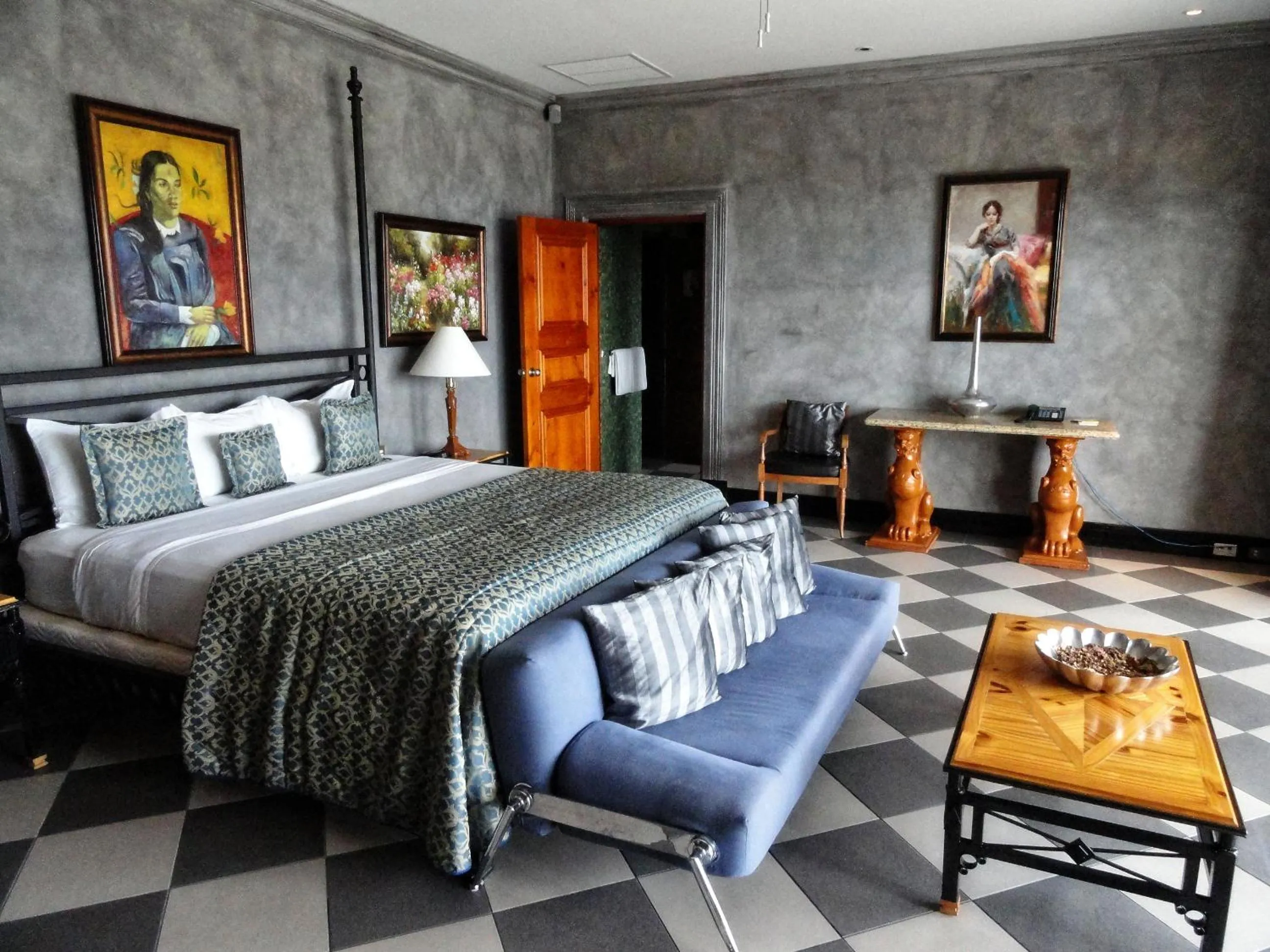 Photo of the whole room, Bed in Hotel Villa Caletas