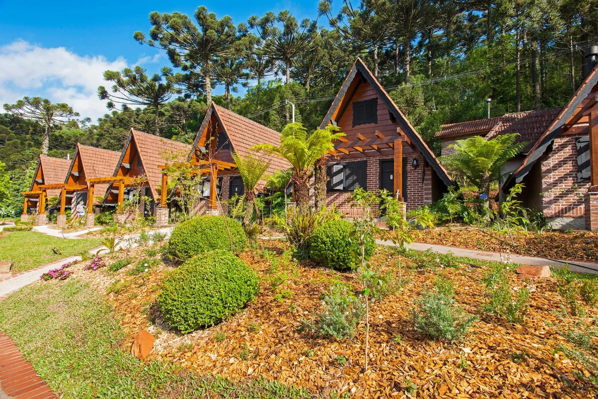 Property building in Hotel Fioreze Chalés