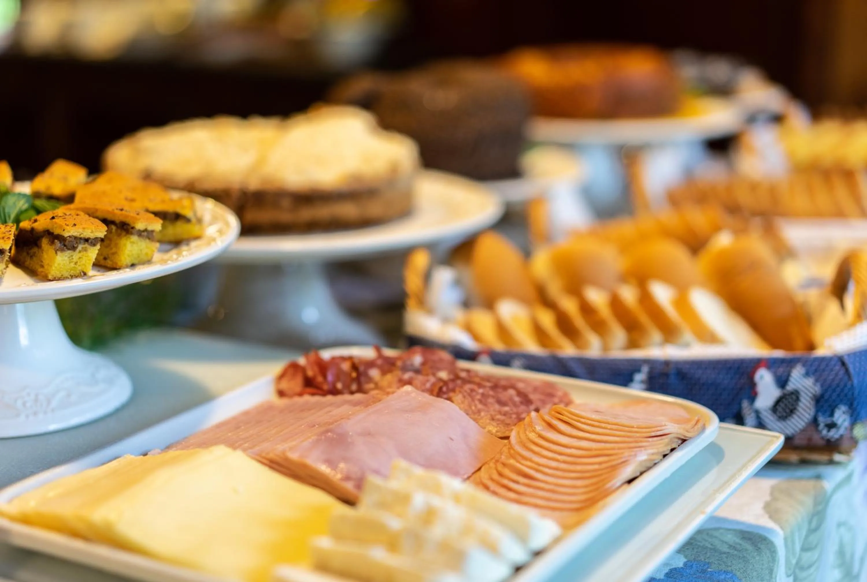 Breakfast in Hotel Fioreze Chalés