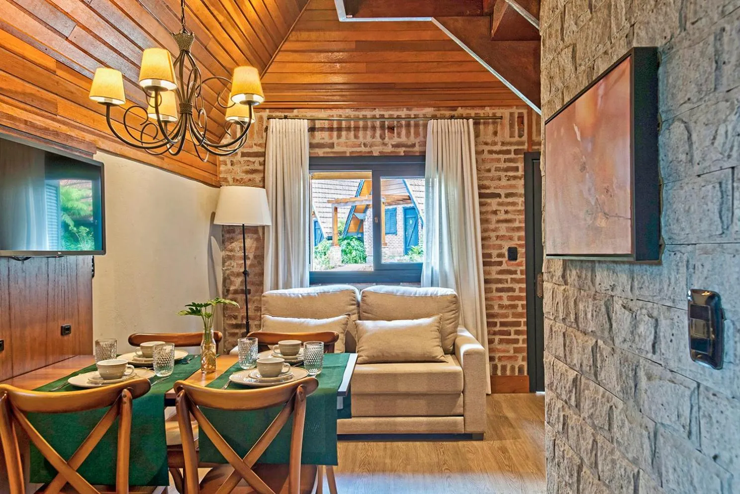 Living room in Hotel Fioreze Chalés