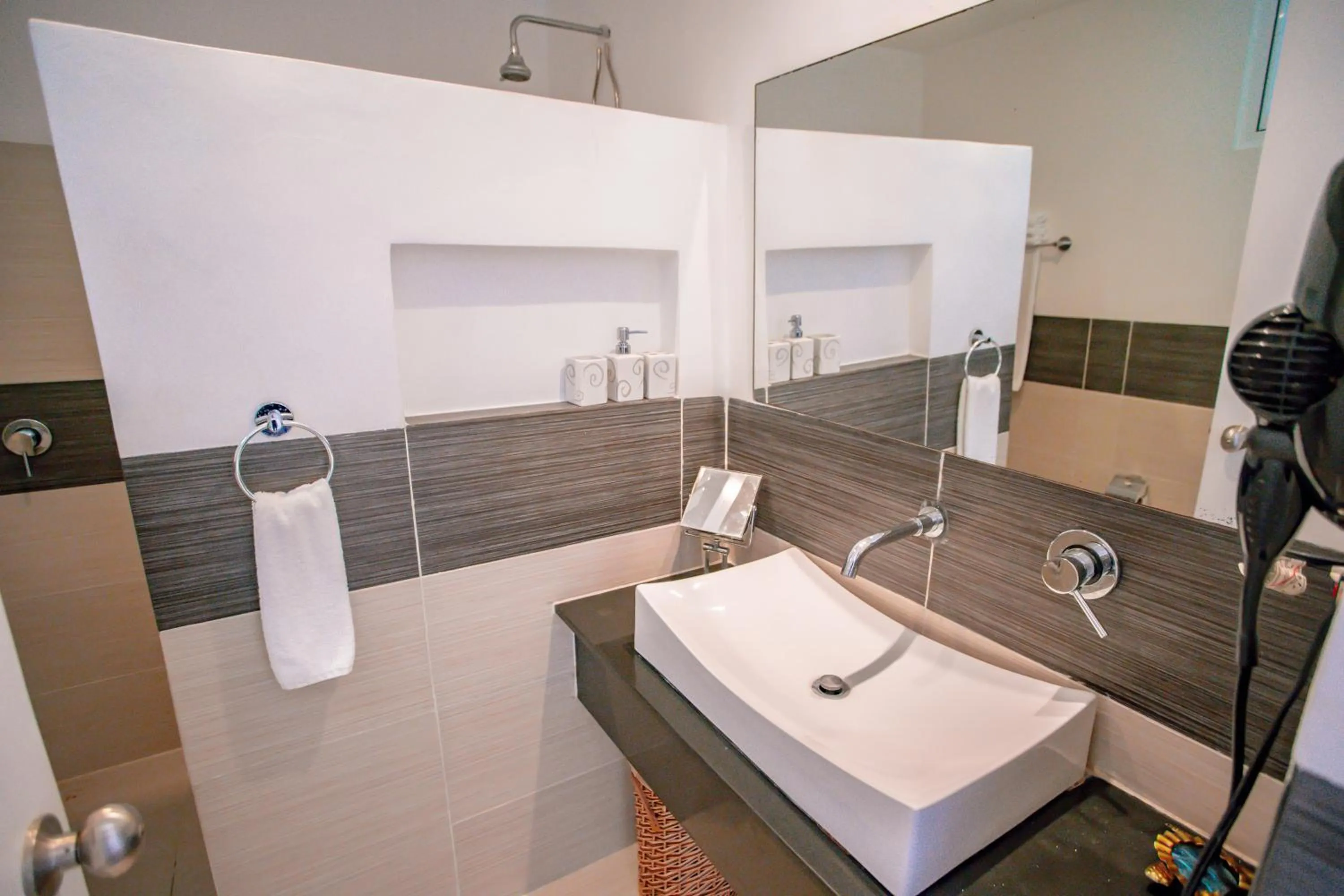 Bathroom in Xeliter Vista Mare, Samana