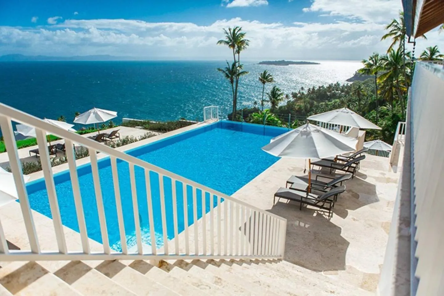 Swimming pool in Xeliter Vista Mare, Samana