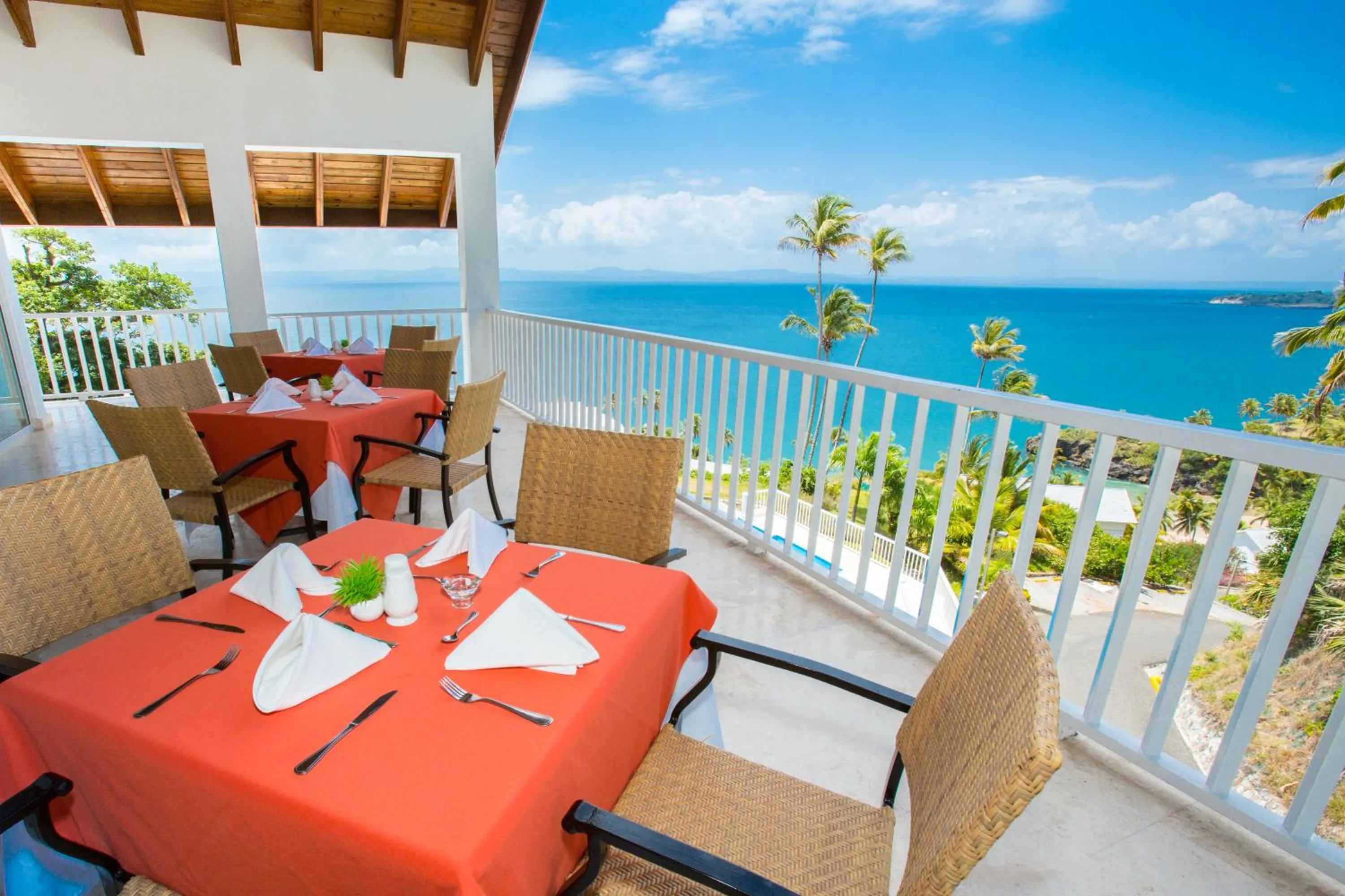 Restaurant/places to eat in Xeliter Vista Mare, Samana