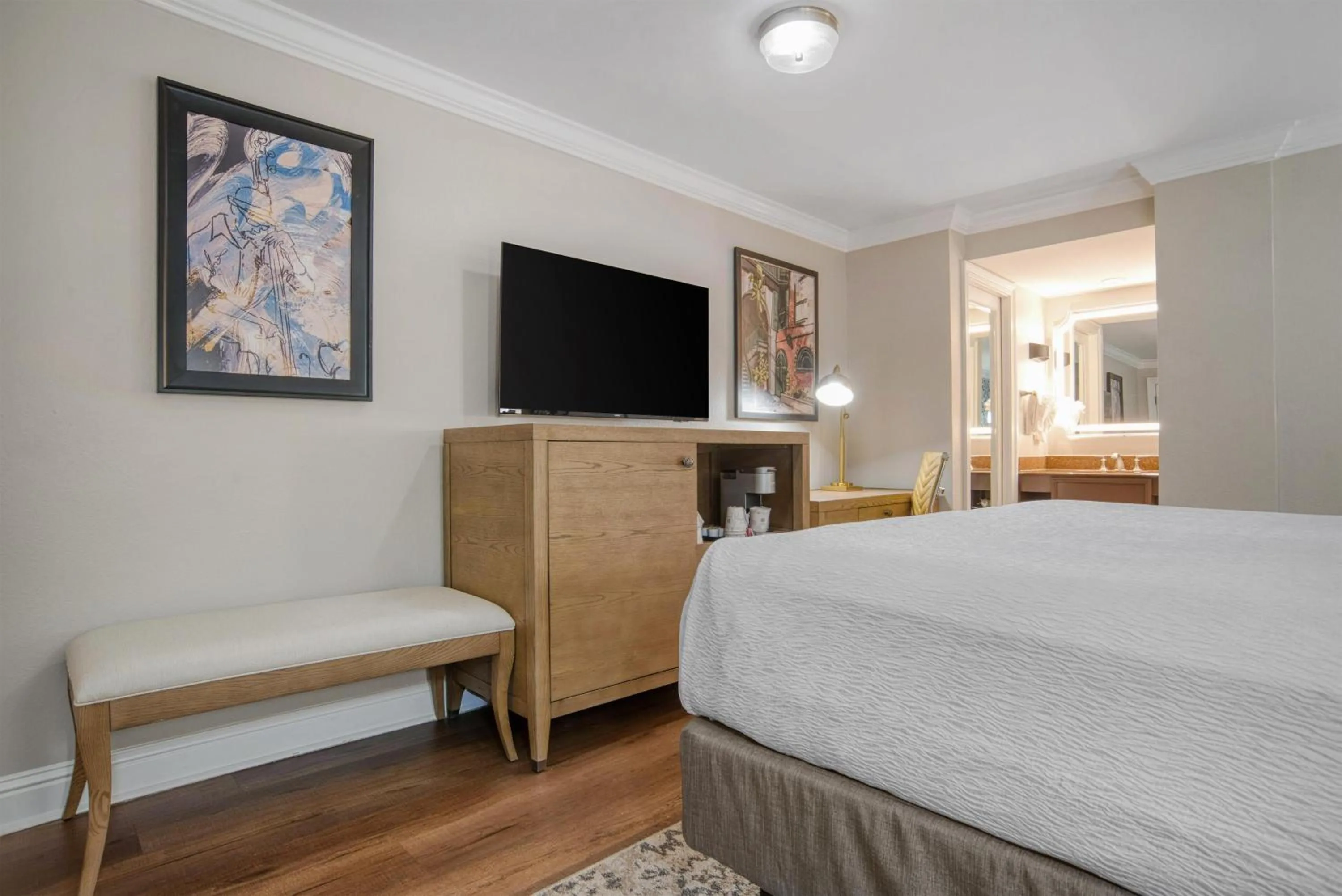 Bedroom, Bed in Best Western Plus French Quarter Courtyard Hotel