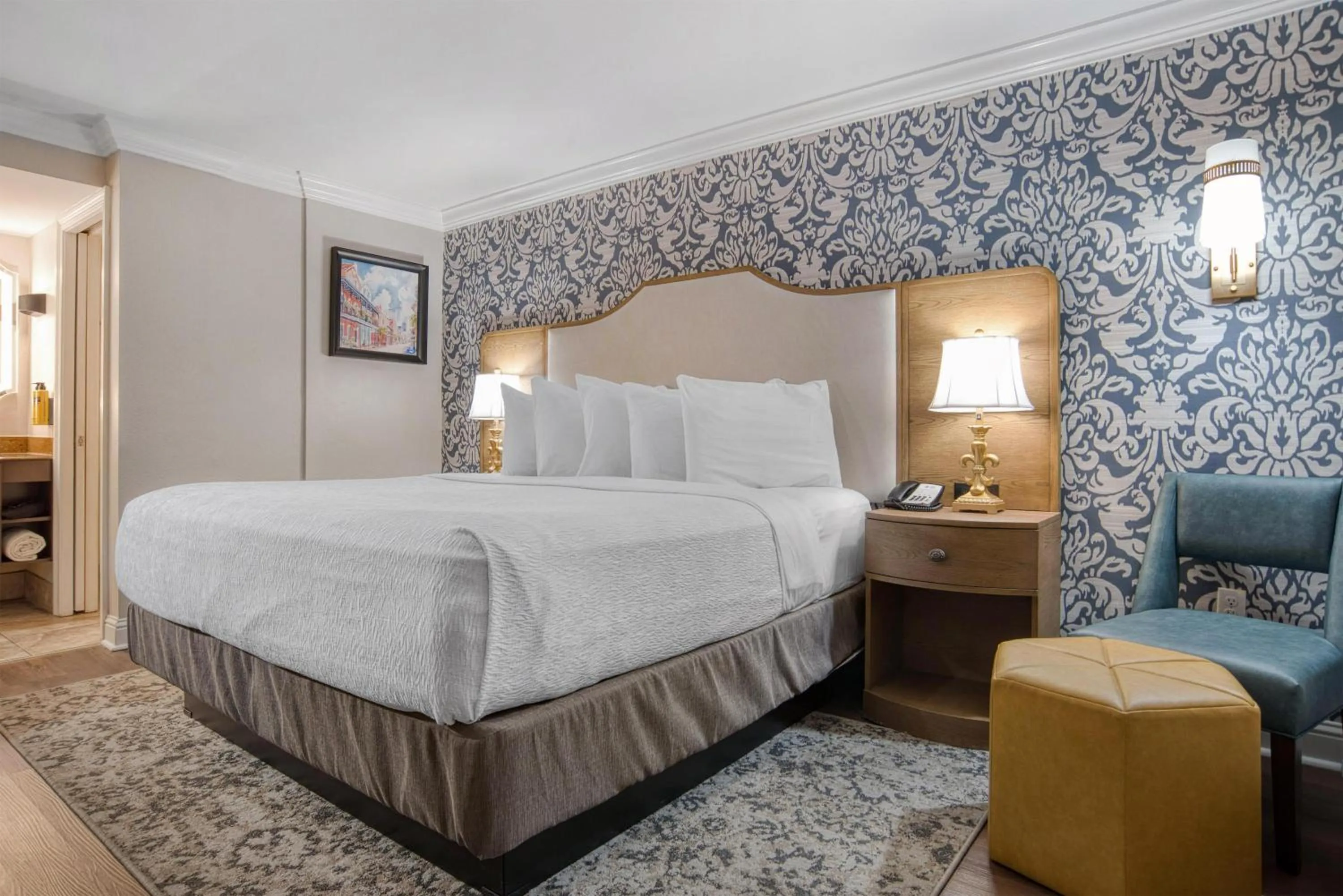 Bedroom, Bed in Best Western Plus French Quarter Courtyard Hotel