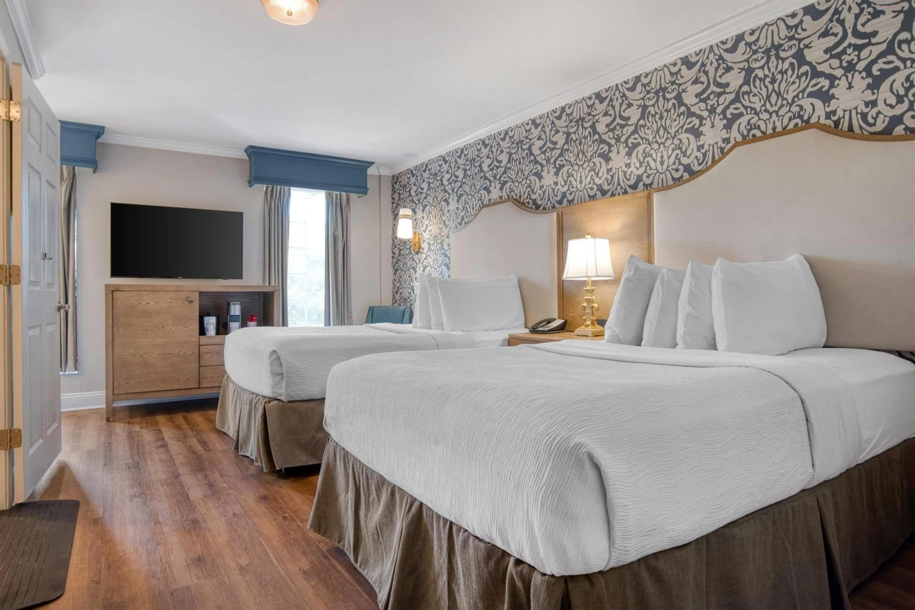 Bedroom, Bed in Best Western Plus French Quarter Courtyard Hotel