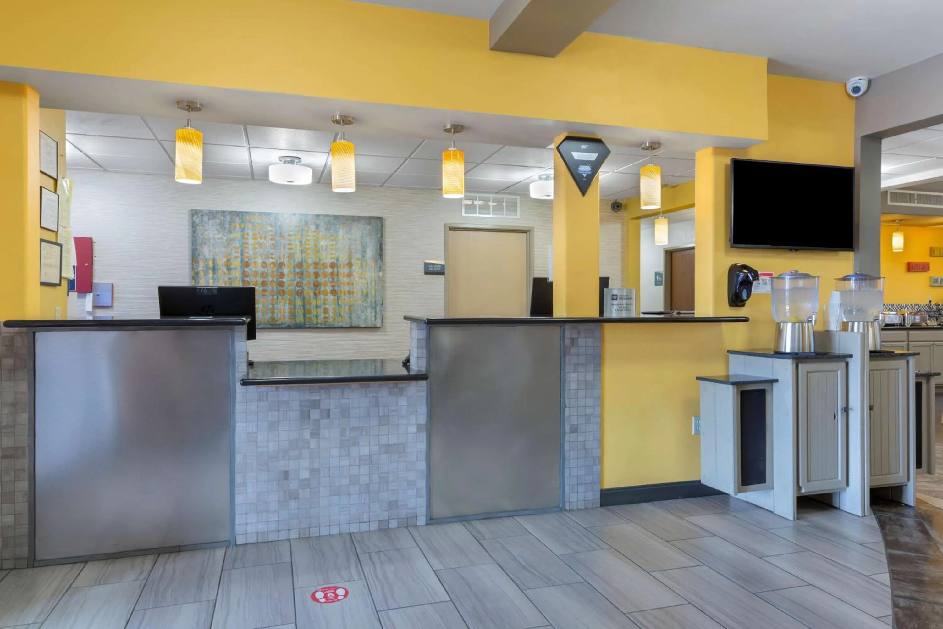 Lobby or reception in Best Western Plus the Four Corners Inn