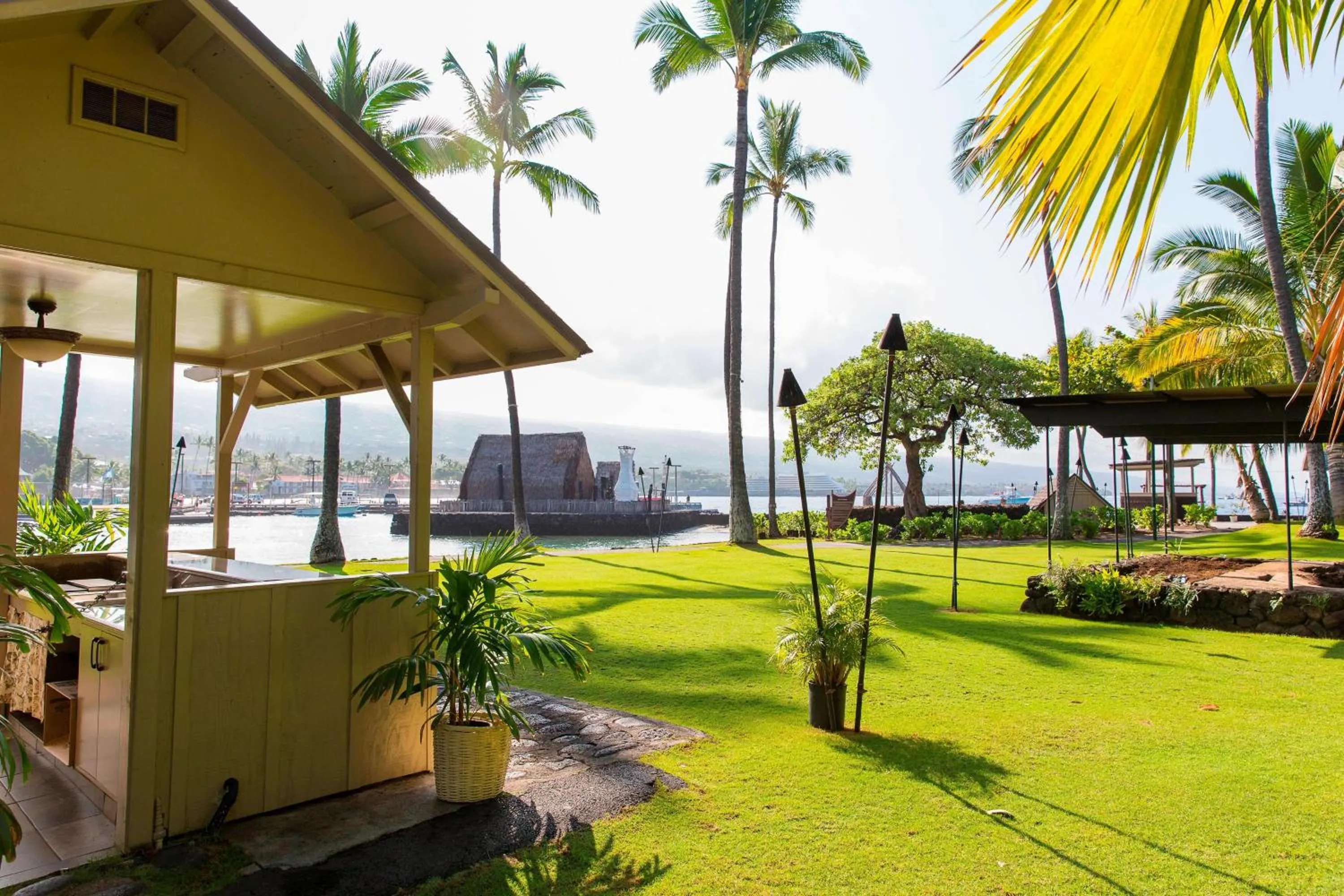 Meeting/conference room in Courtyard by Marriott King Kamehameha's Kona Beach Hotel
