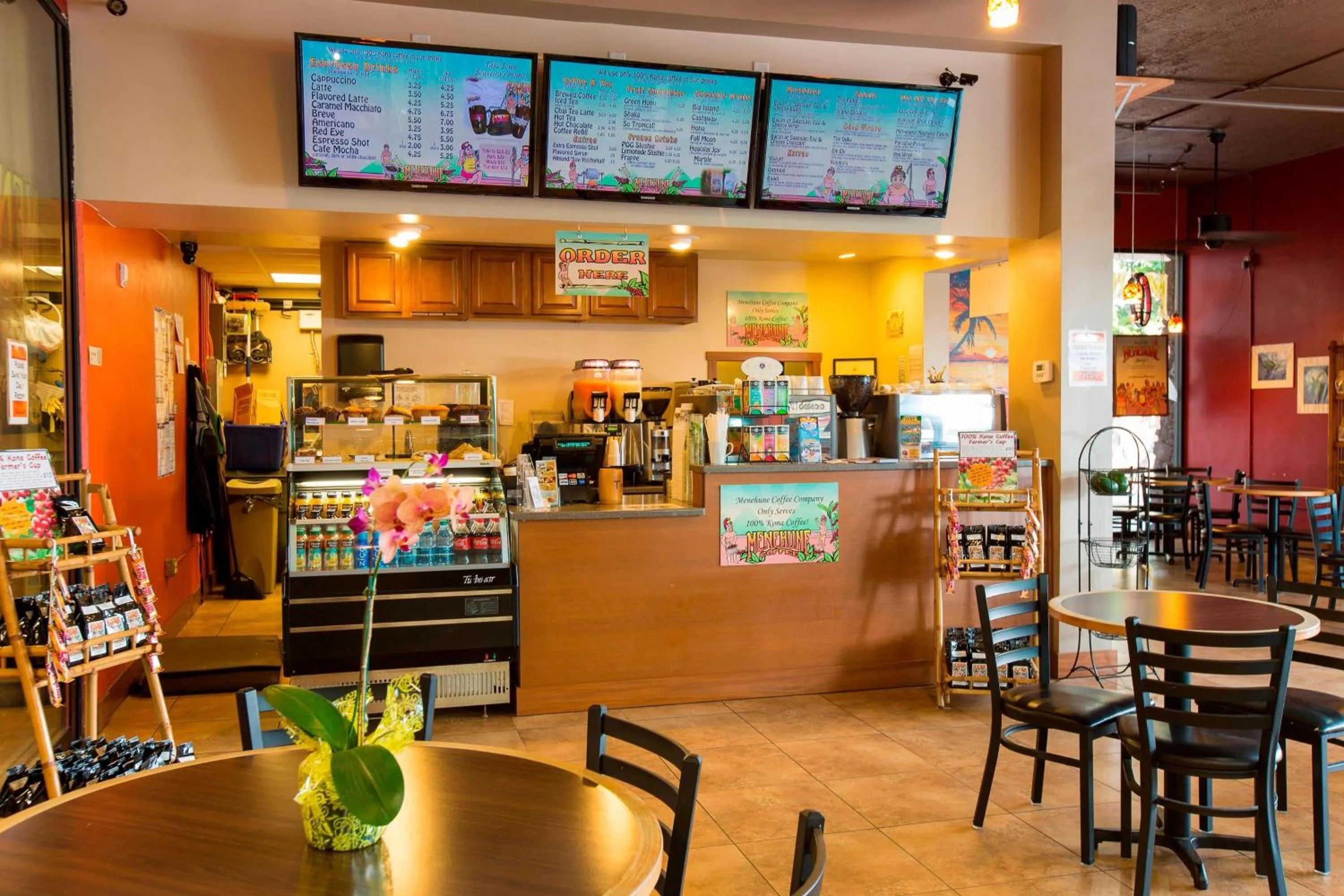 Restaurant/places to eat in Courtyard by Marriott King Kamehameha's Kona Beach Hotel