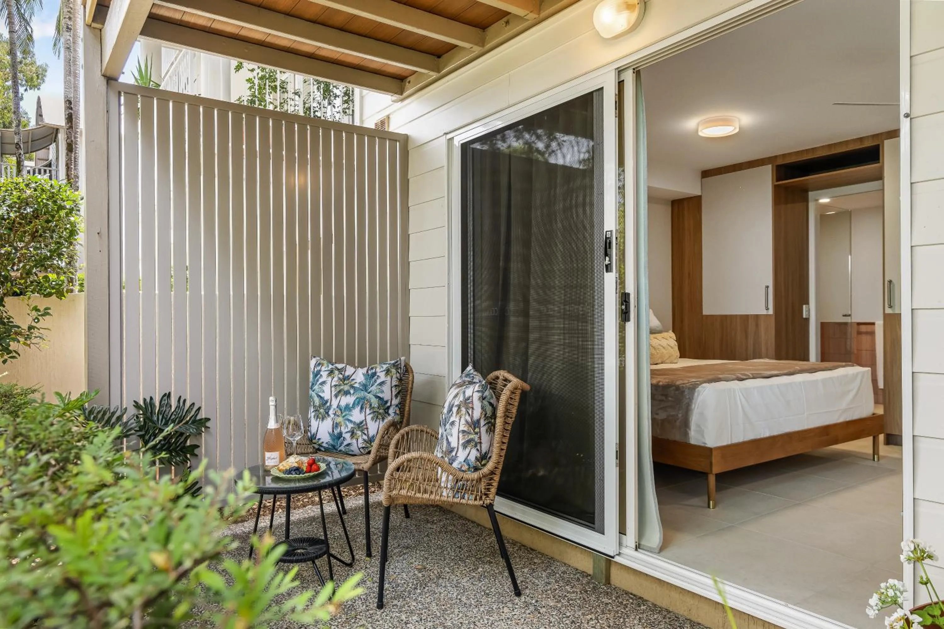 Bed in Noosa Outrigger Beach Resort