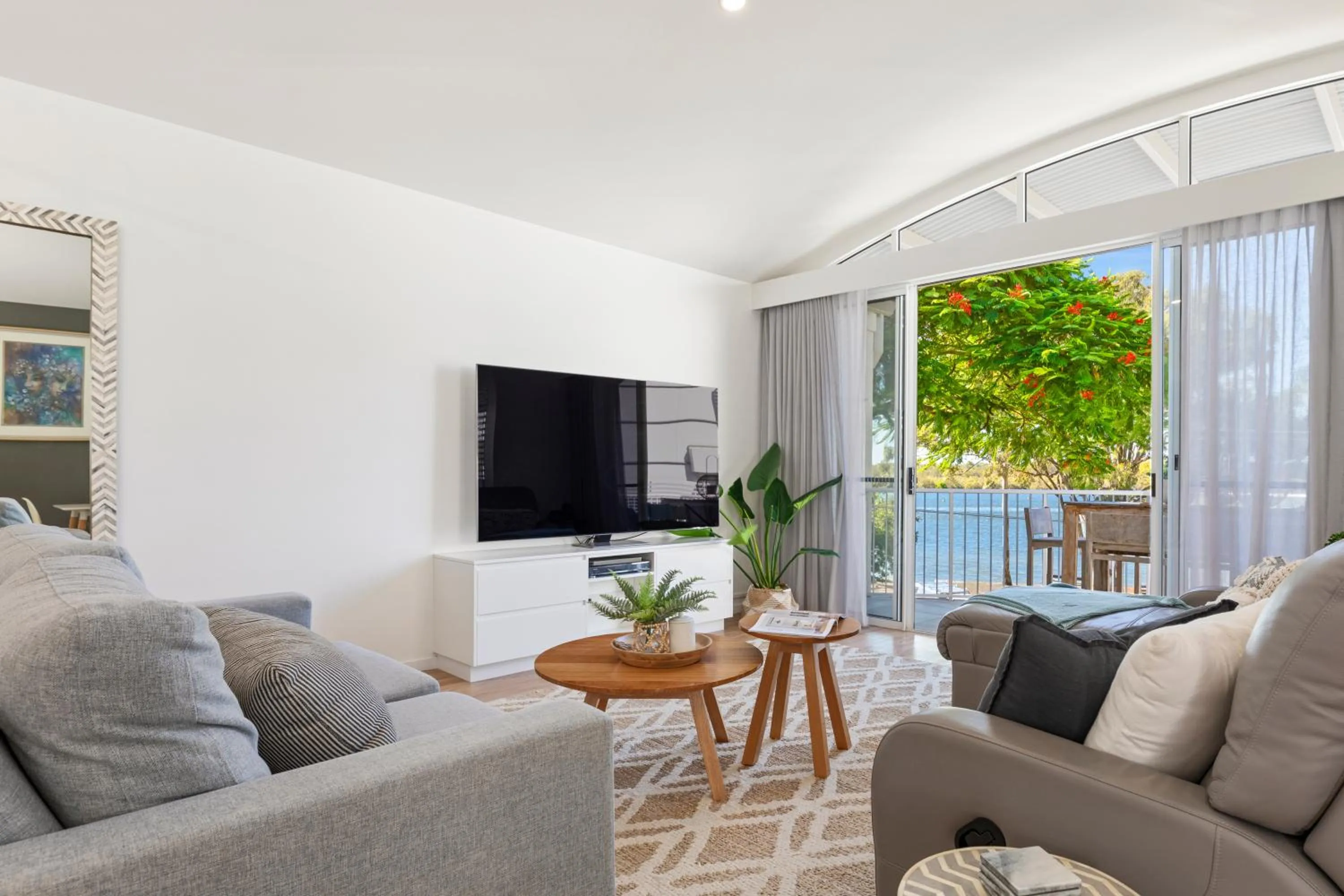 Noosa Outrigger Beach Resort