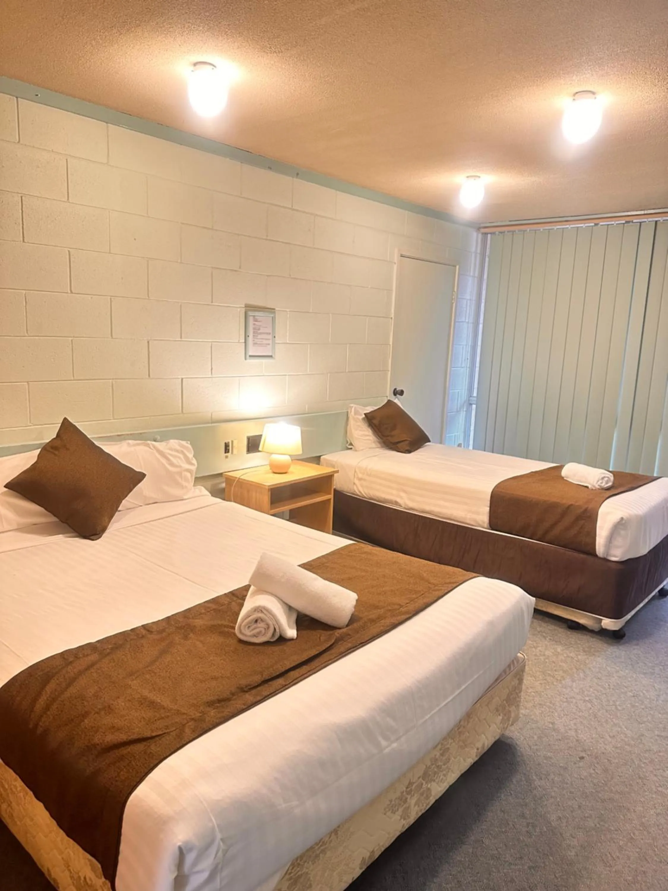 Superior 2 Bedroom in Bendigo Motor Inn