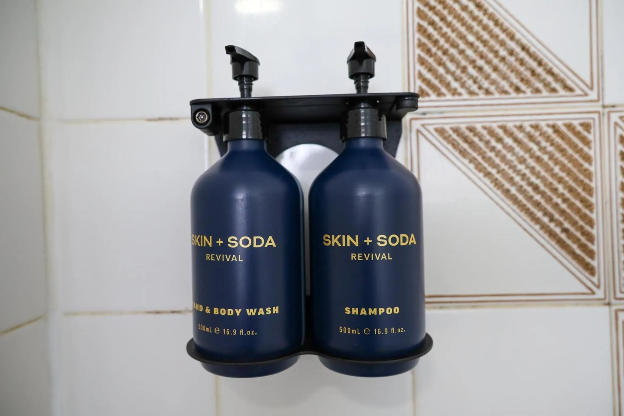 Bathroom in Bendigo Motor Inn