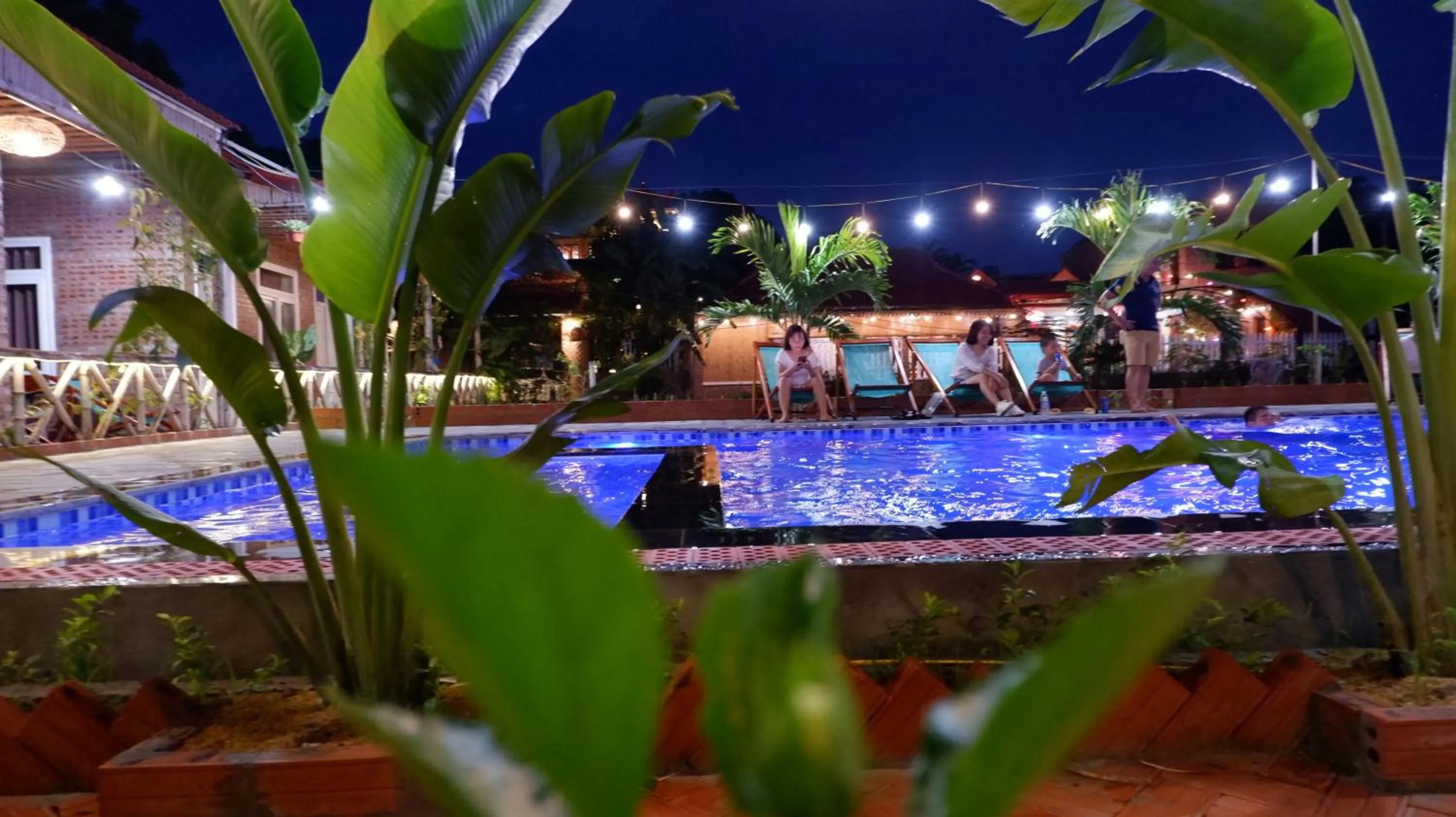 Swimming pool in Ninh Binh Mountain Side Homestay & Cafe