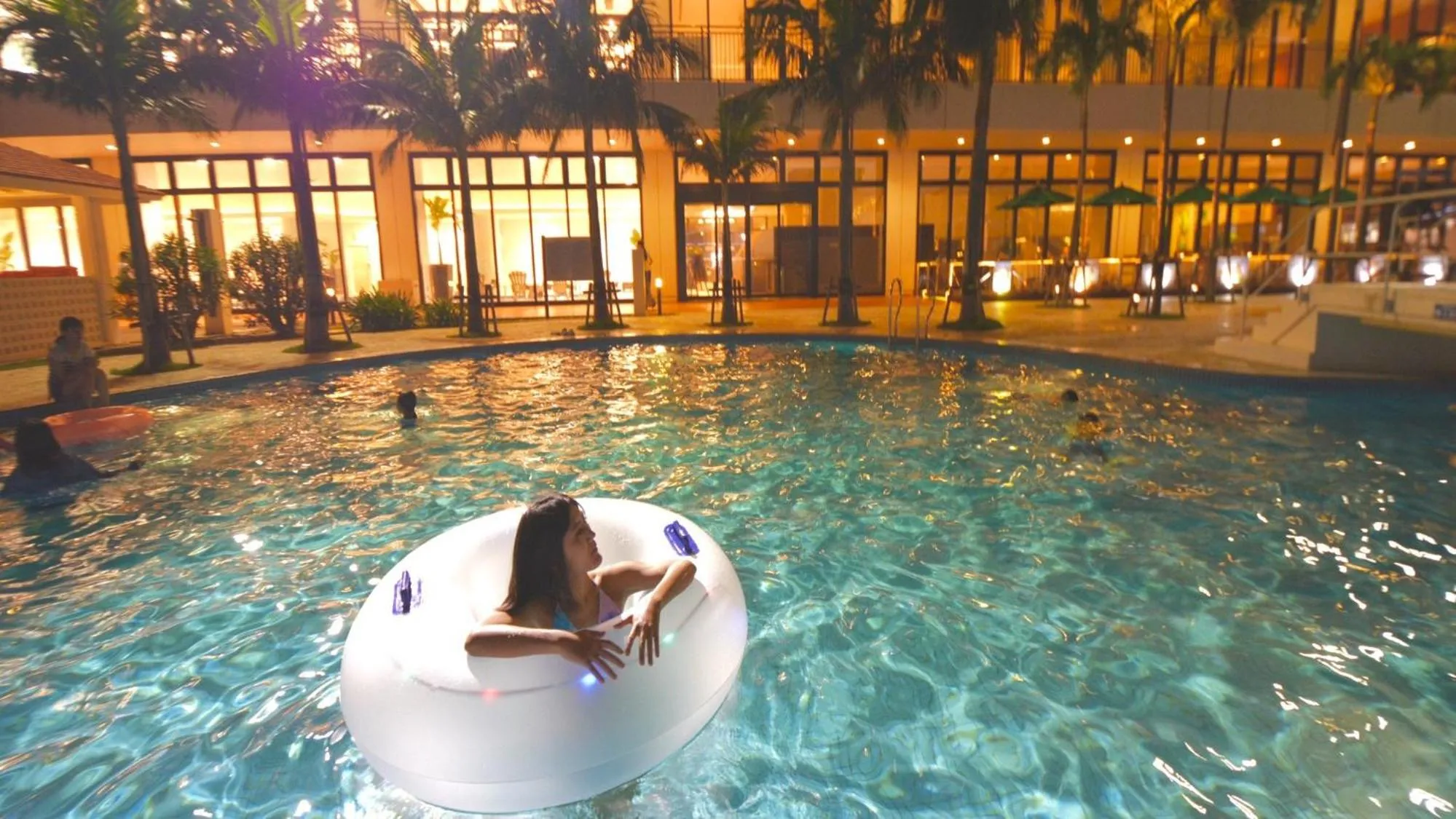 Property building in Southern Beach Hotel & Resort