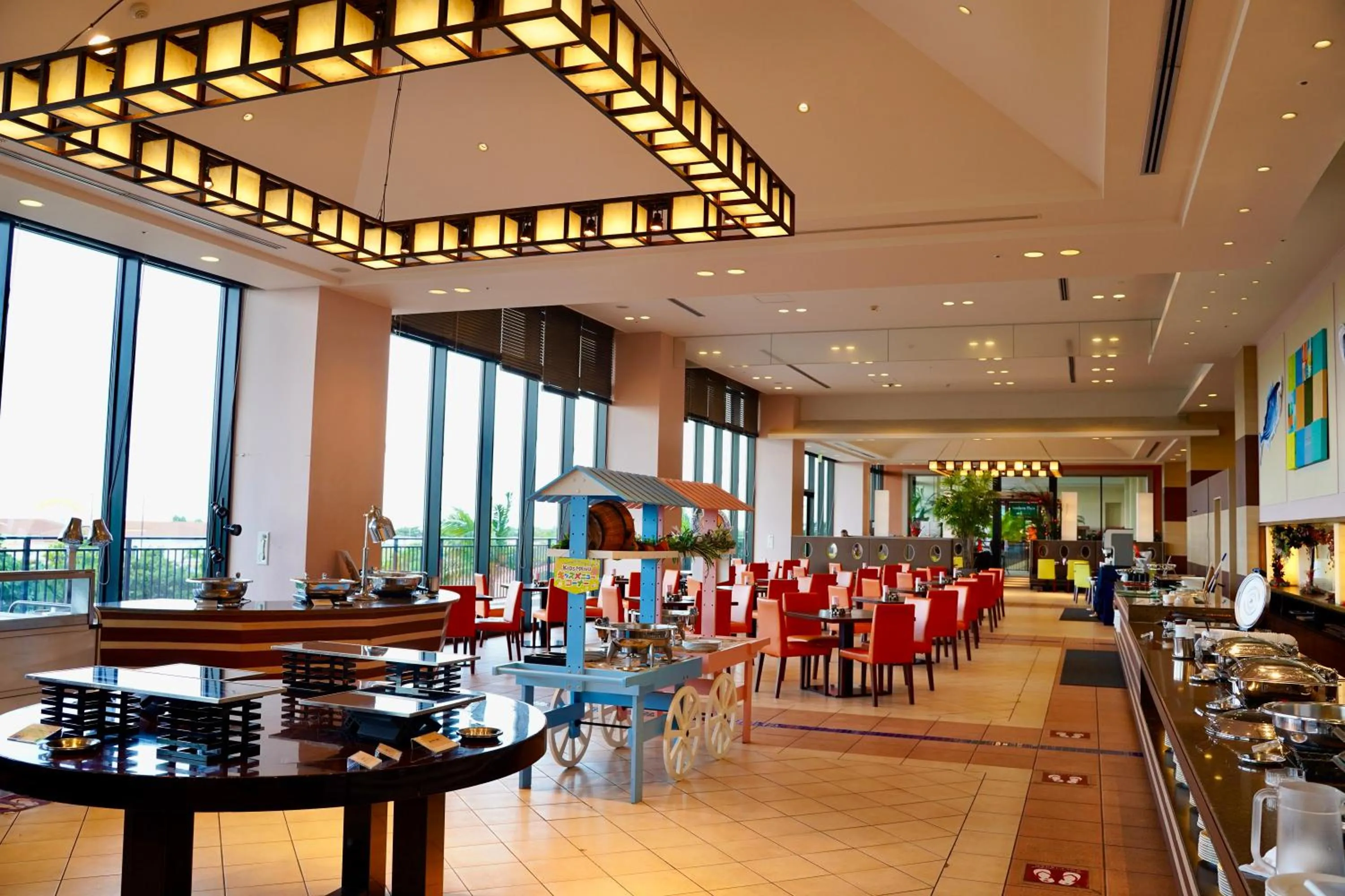 Restaurant/places to eat in Southern Beach Hotel & Resort