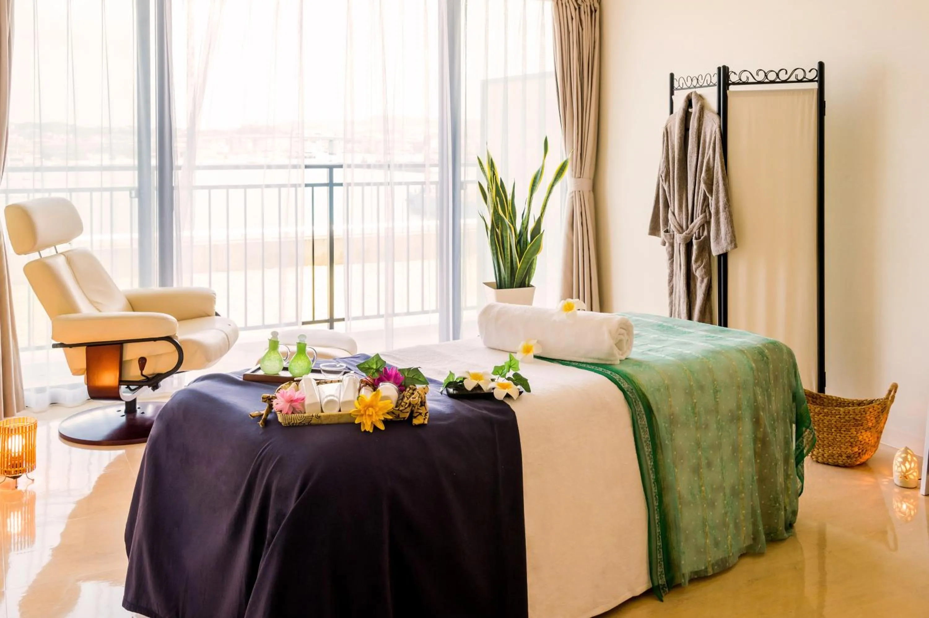 Spa and wellness centre/facilities, Bed in Southern Beach Hotel & Resort