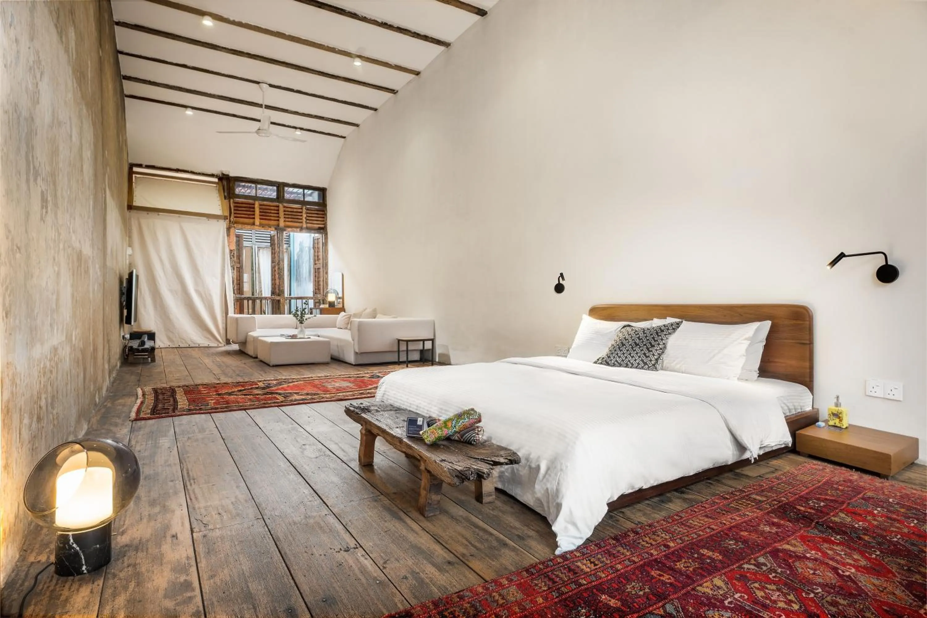 Bed in Cheong Fatt Tze - The Blue Mansion