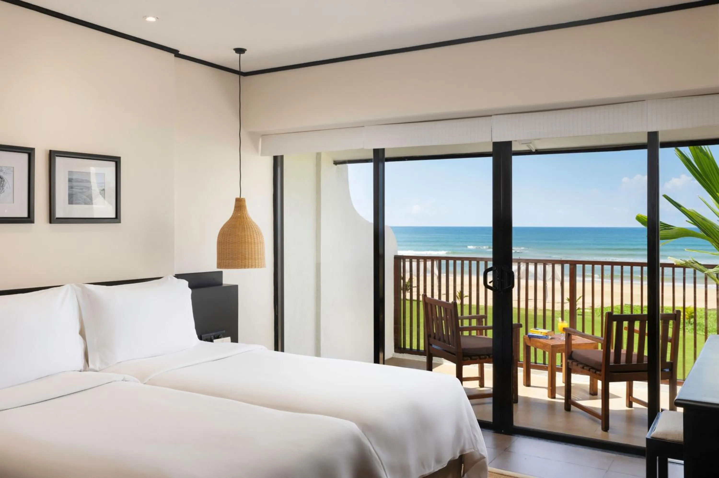 Balcony/Terrace, Bed in EKHO Surf Bentota