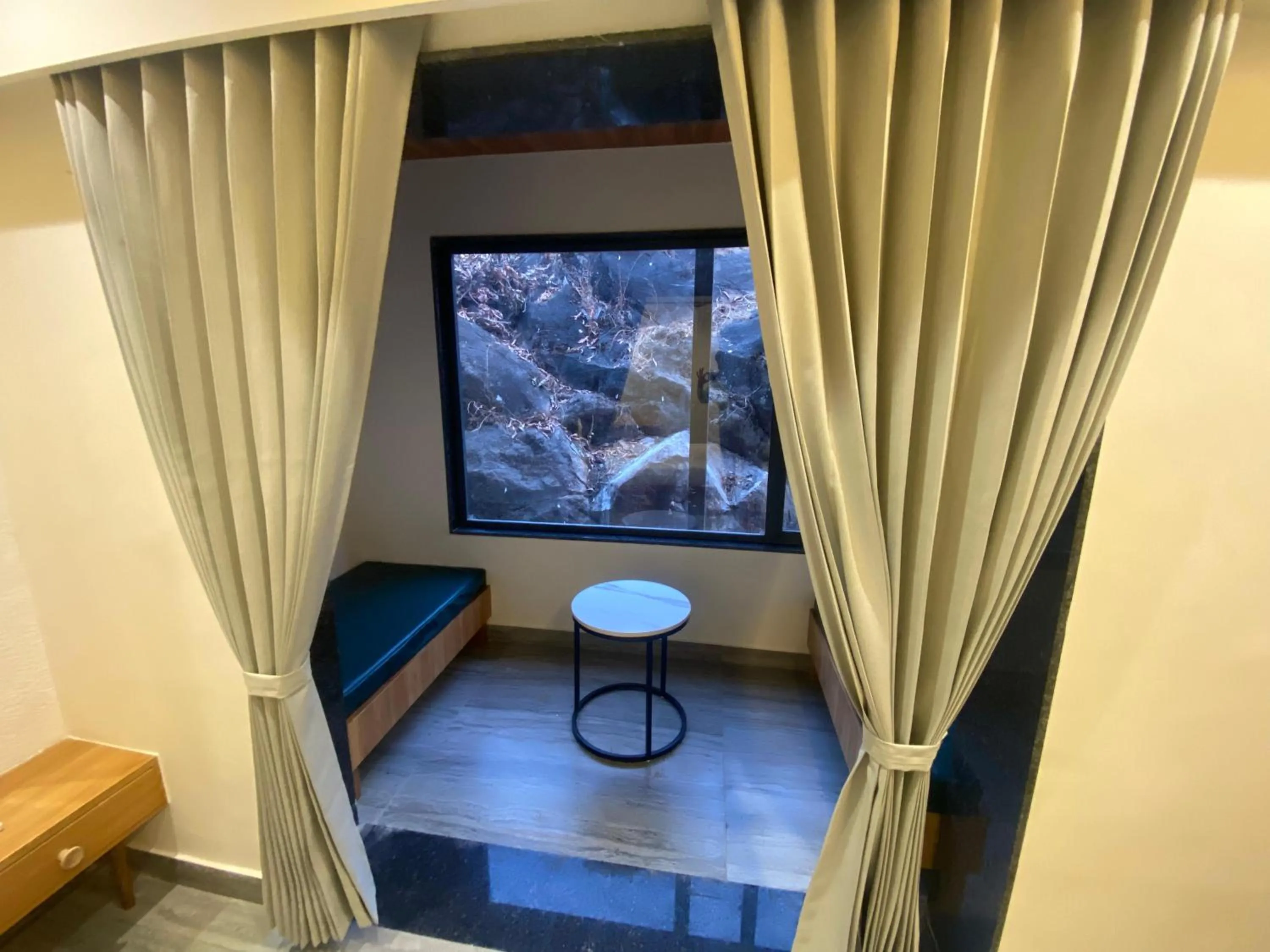 Hotel Crystal inn Nakki Lake 25 Meter