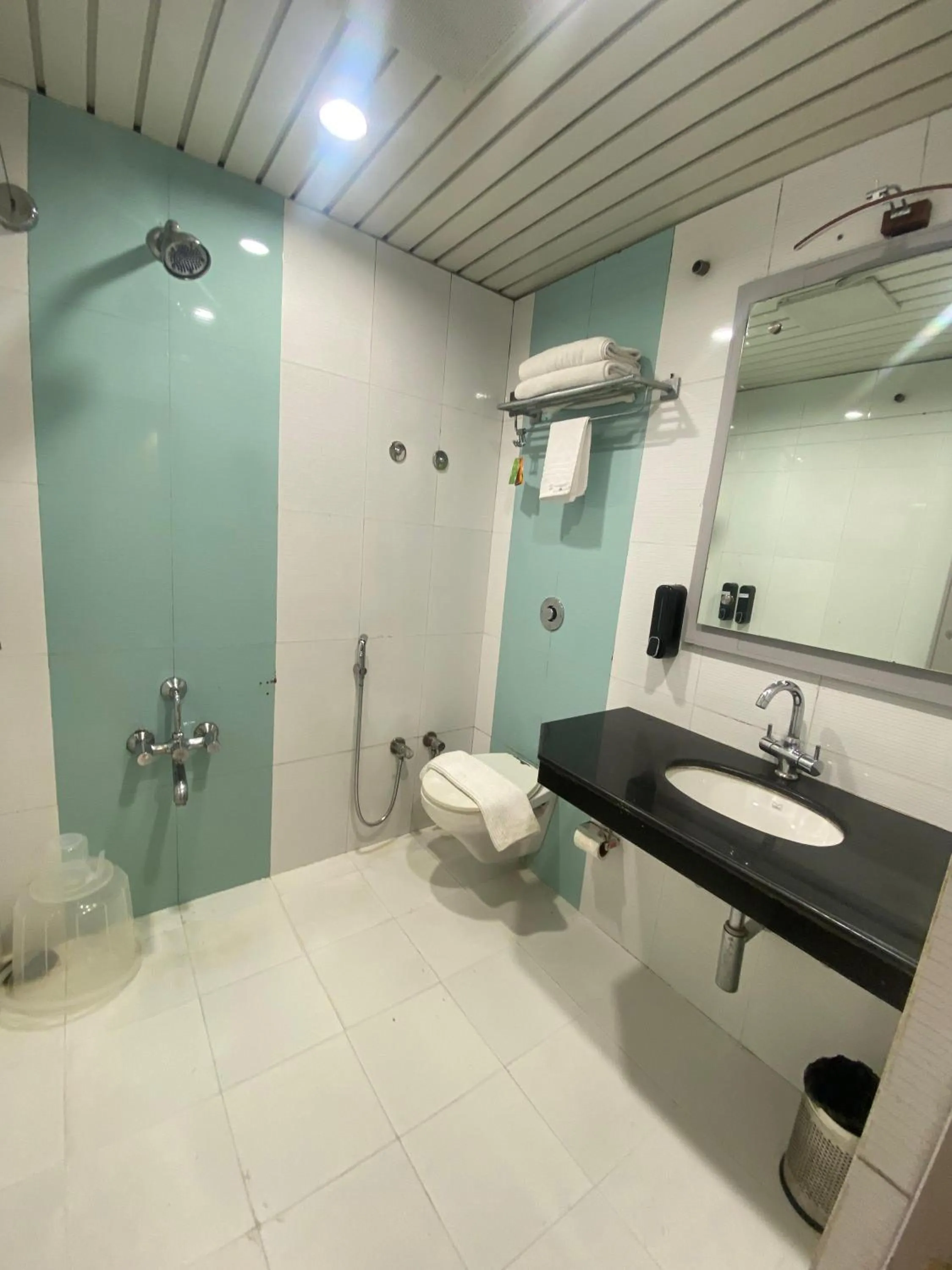 Hotel Crystal inn Nakki Lake 25 Meter