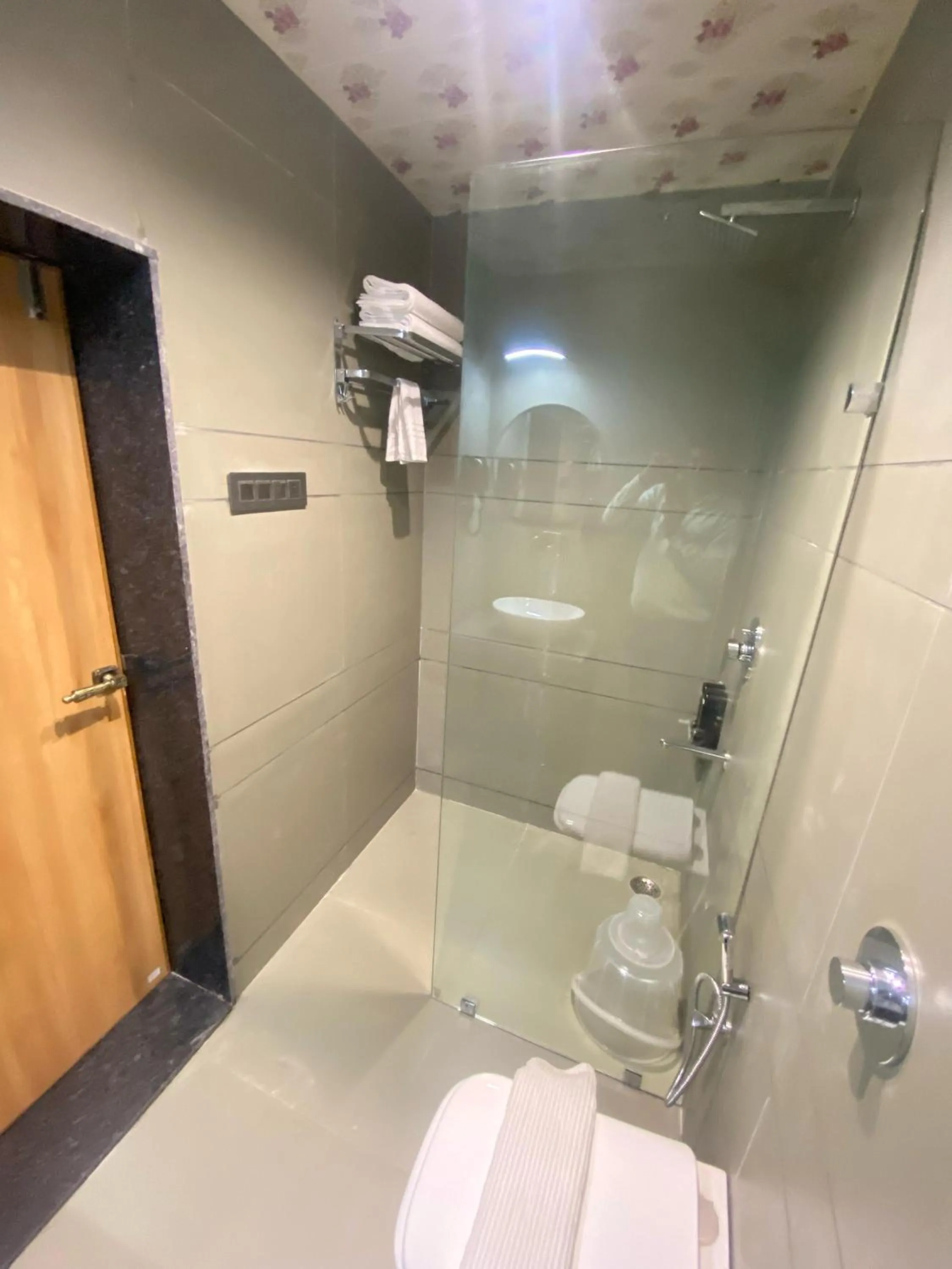 Hotel Crystal inn Nakki Lake 25 Meter