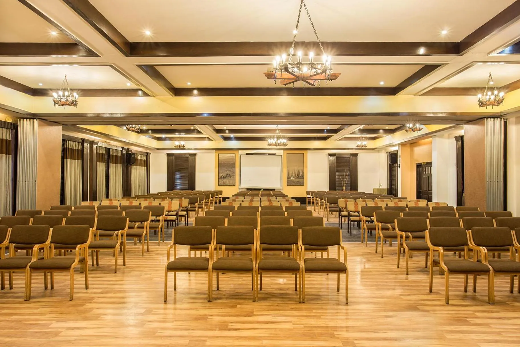 Meeting/conference room in The Riverview Retreat Corbett by Leisure Hotels