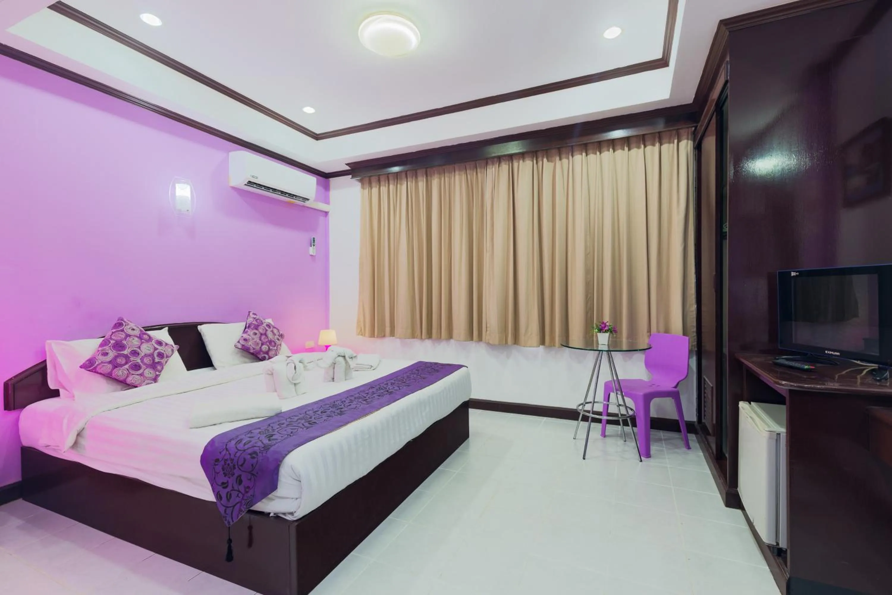 Other, Bed in Grand Orchid Inn Patong beach