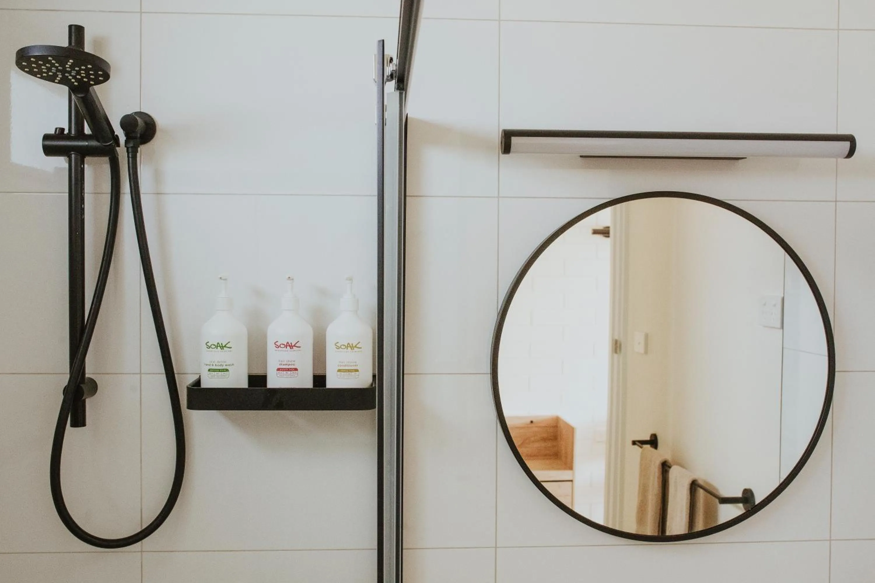 Shower in Kangaroo Island Seaview Motel