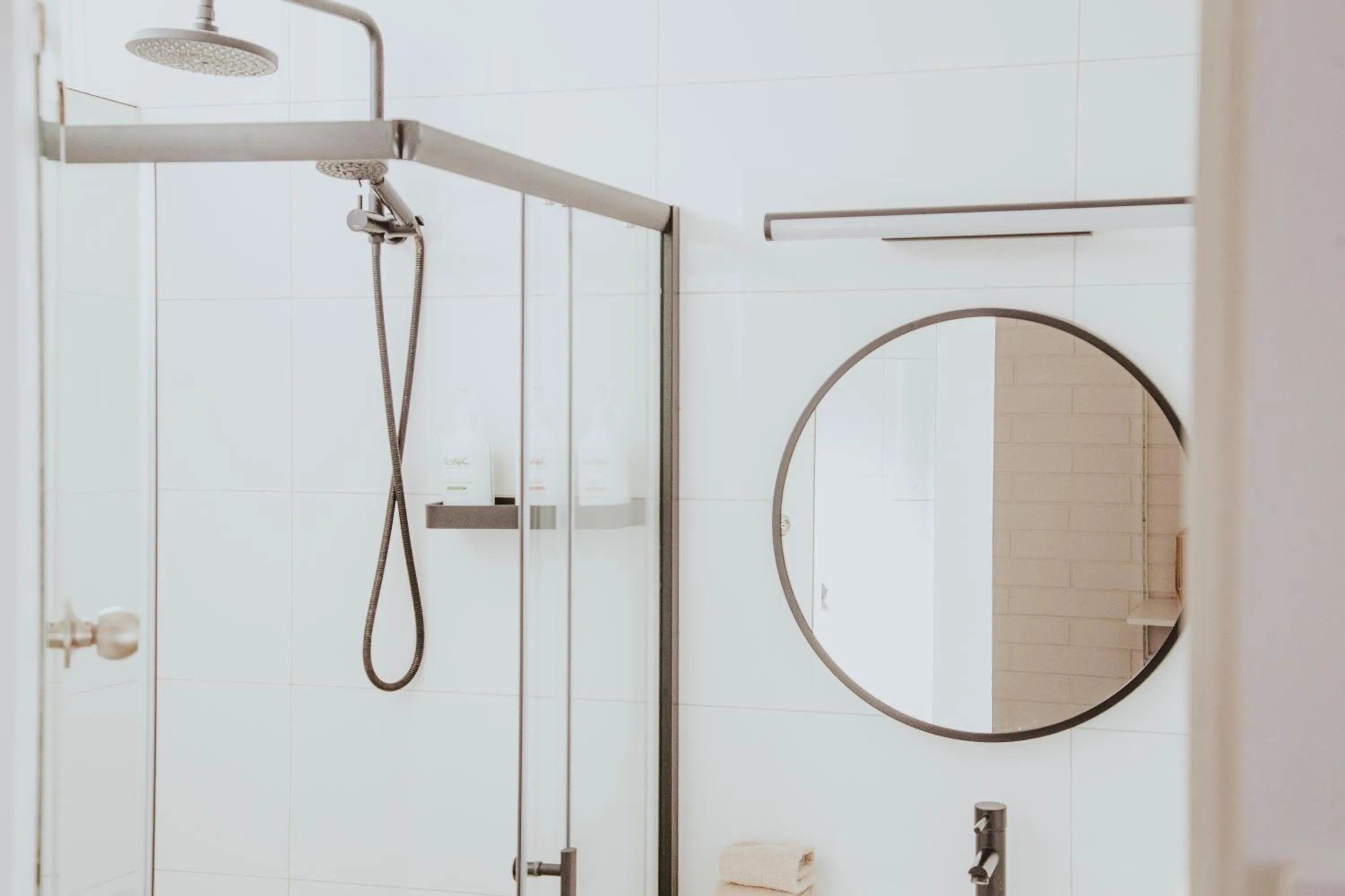 Shower in Kangaroo Island Seaview Motel