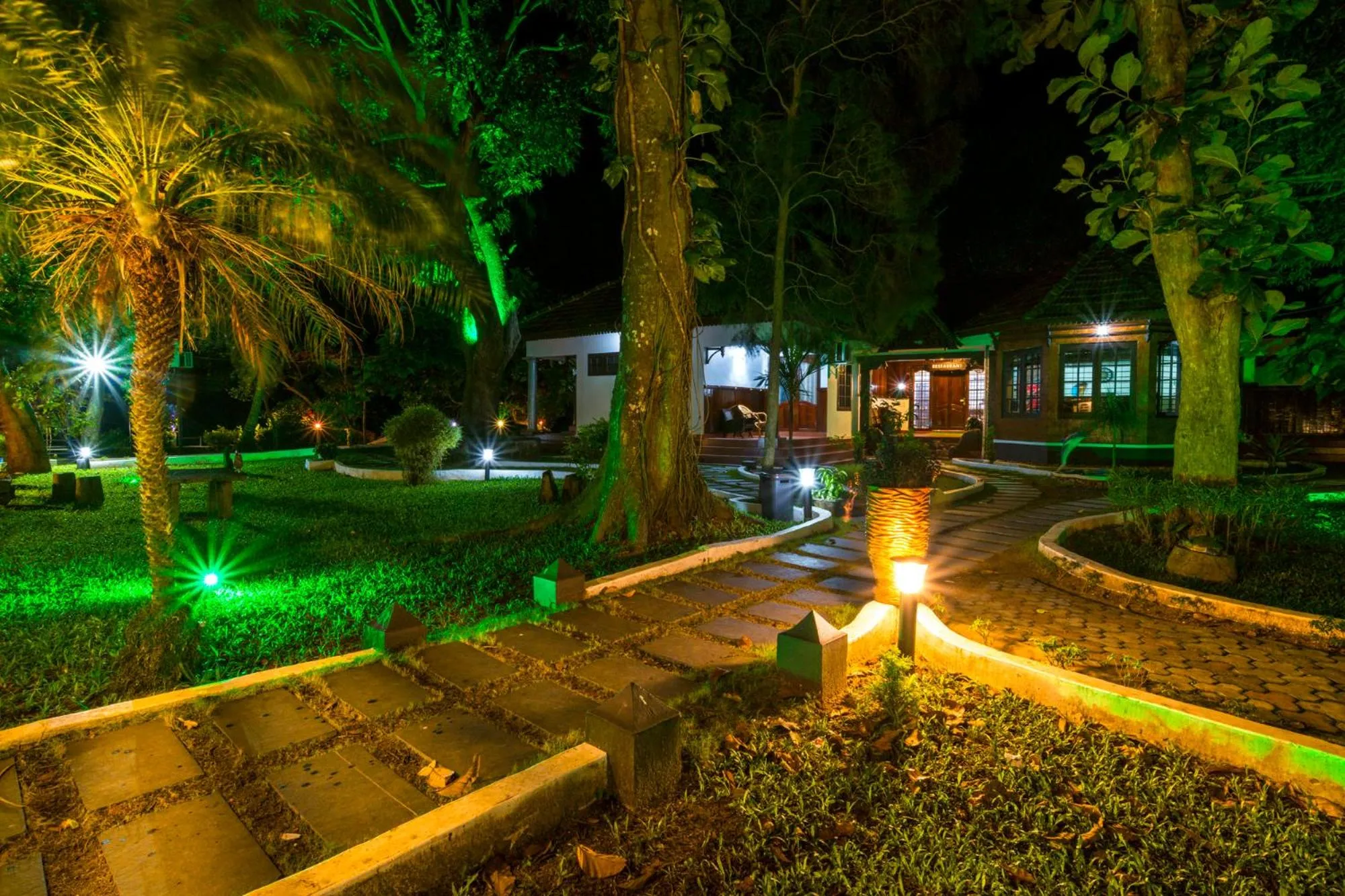 Natural landscape in Warmth Lake Haven