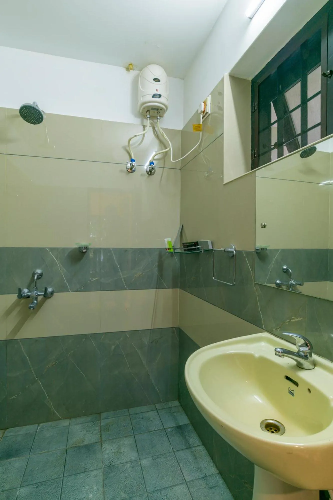 Bathroom in Warmth Lake Haven