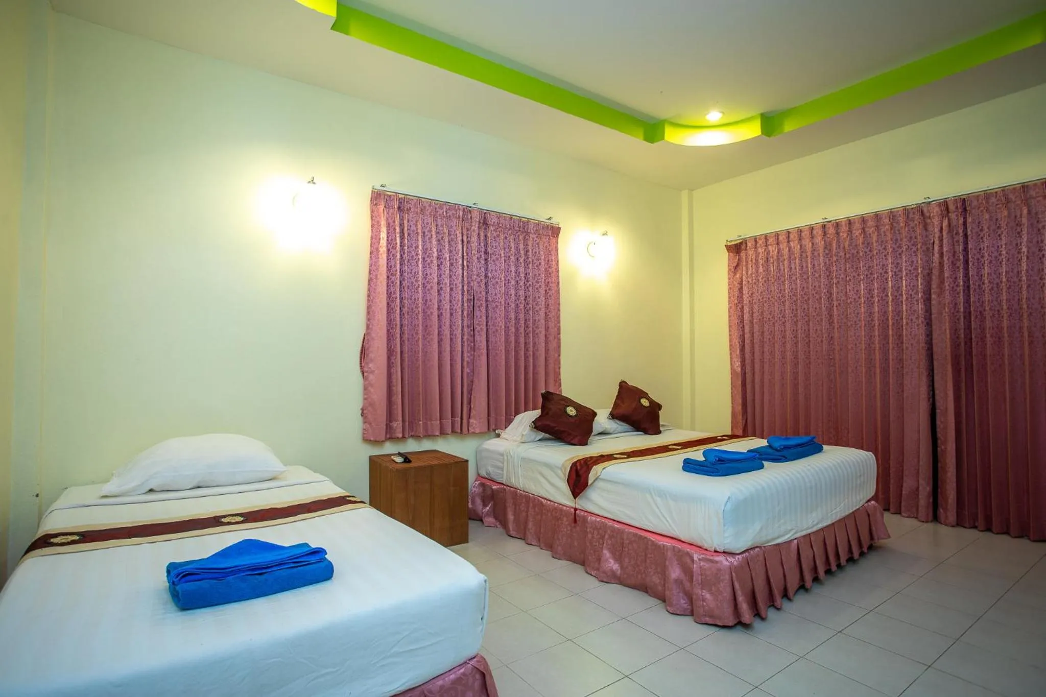 Bedroom, Bed in Rung Arun Resort