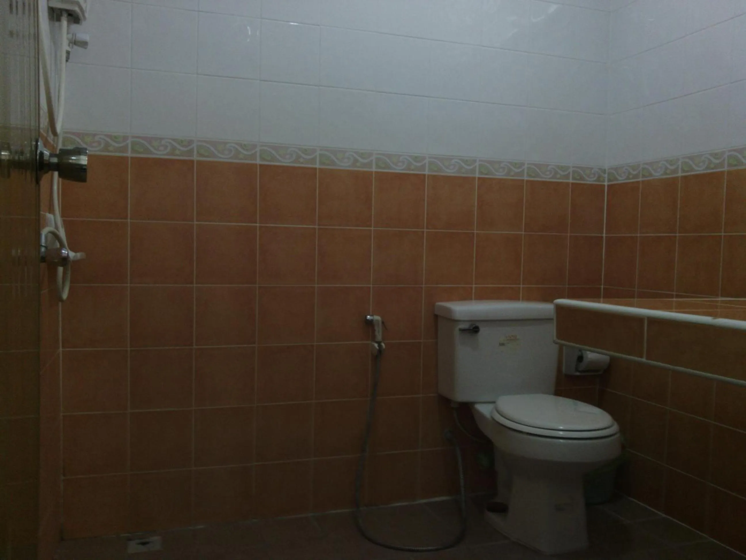 Toilet in Rung Arun Resort
