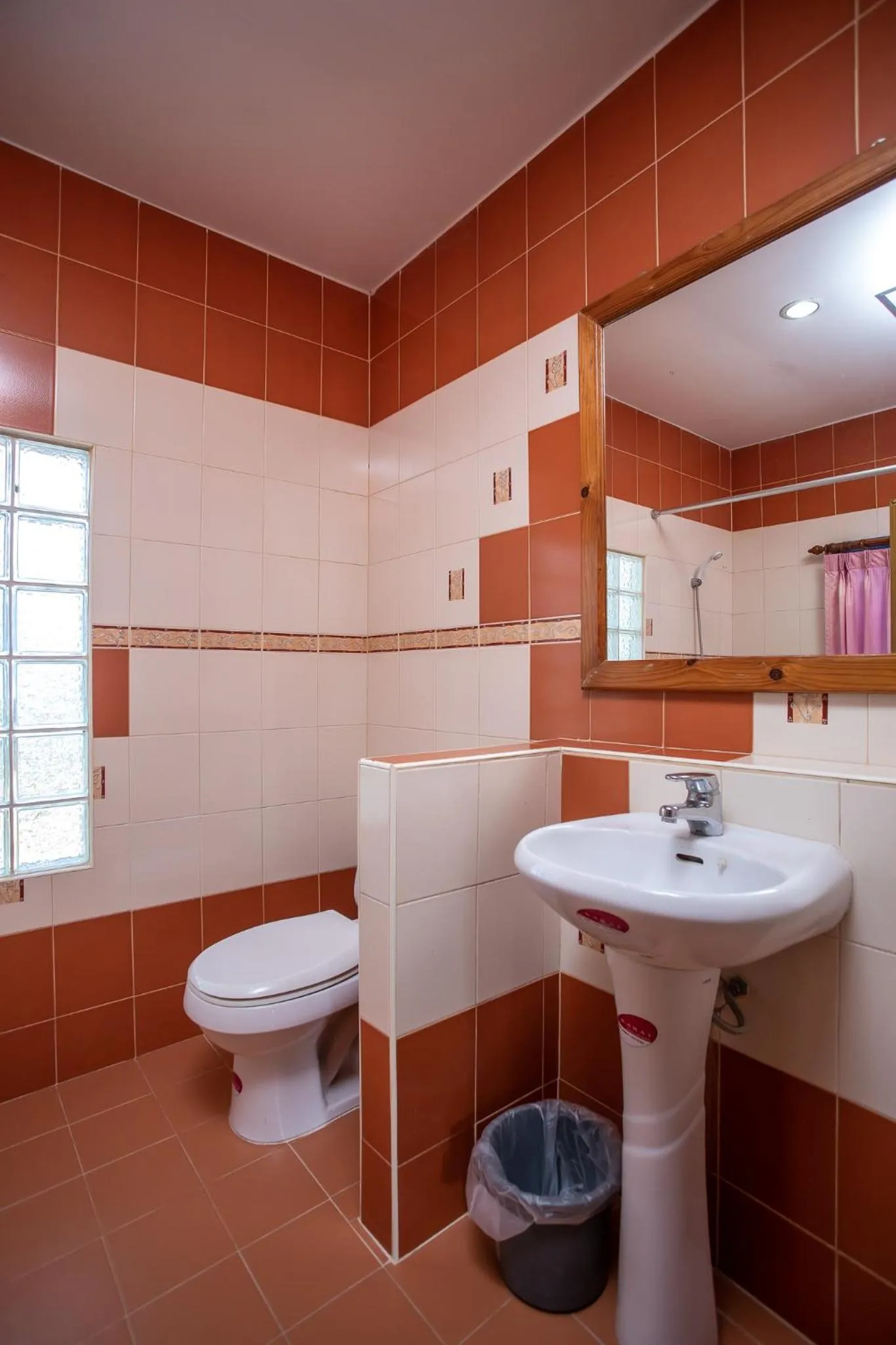 Bathroom in Rung Arun Resort