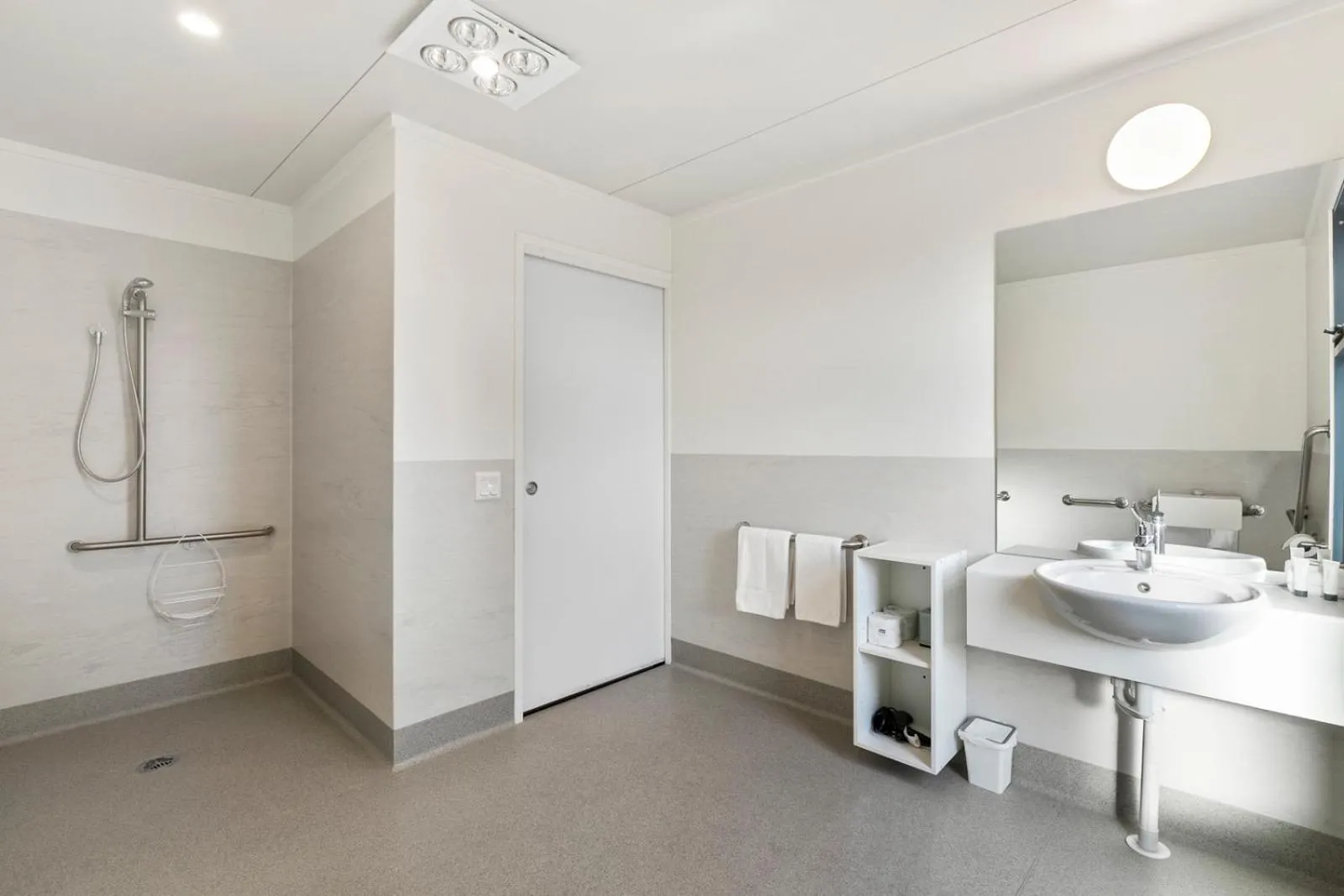 Swansea Beach Chalets