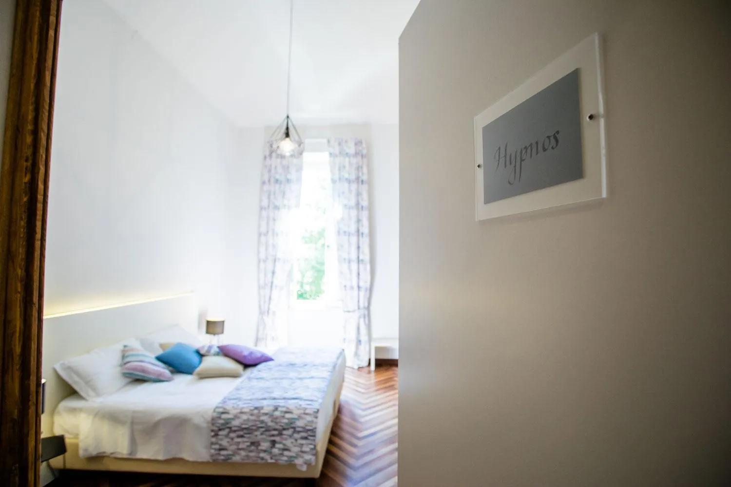 Photo of the whole room, Bed in Maison Rêve Torino Centro